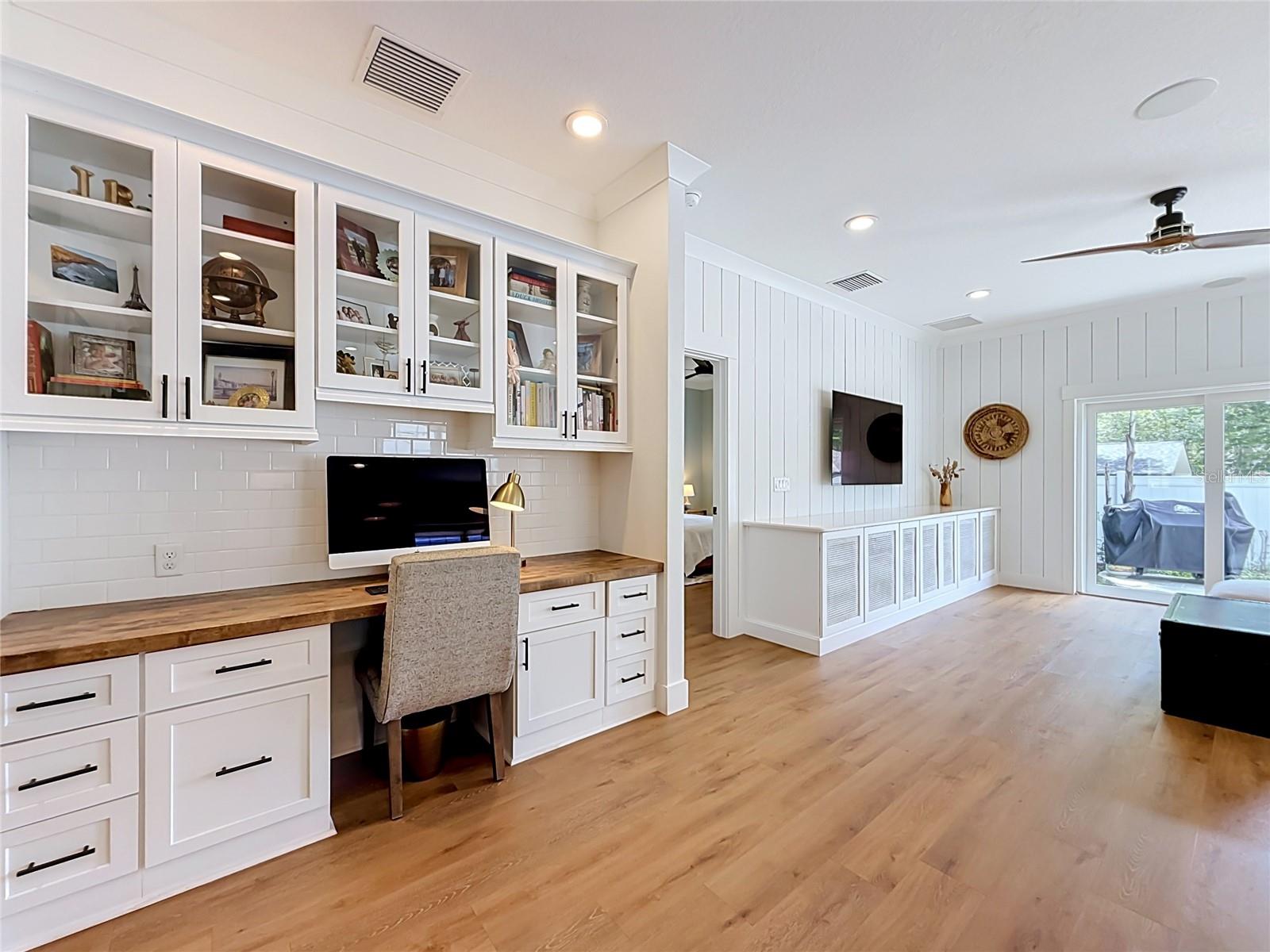 MOUNT DORA DONNELLY VILLAGE - Residential