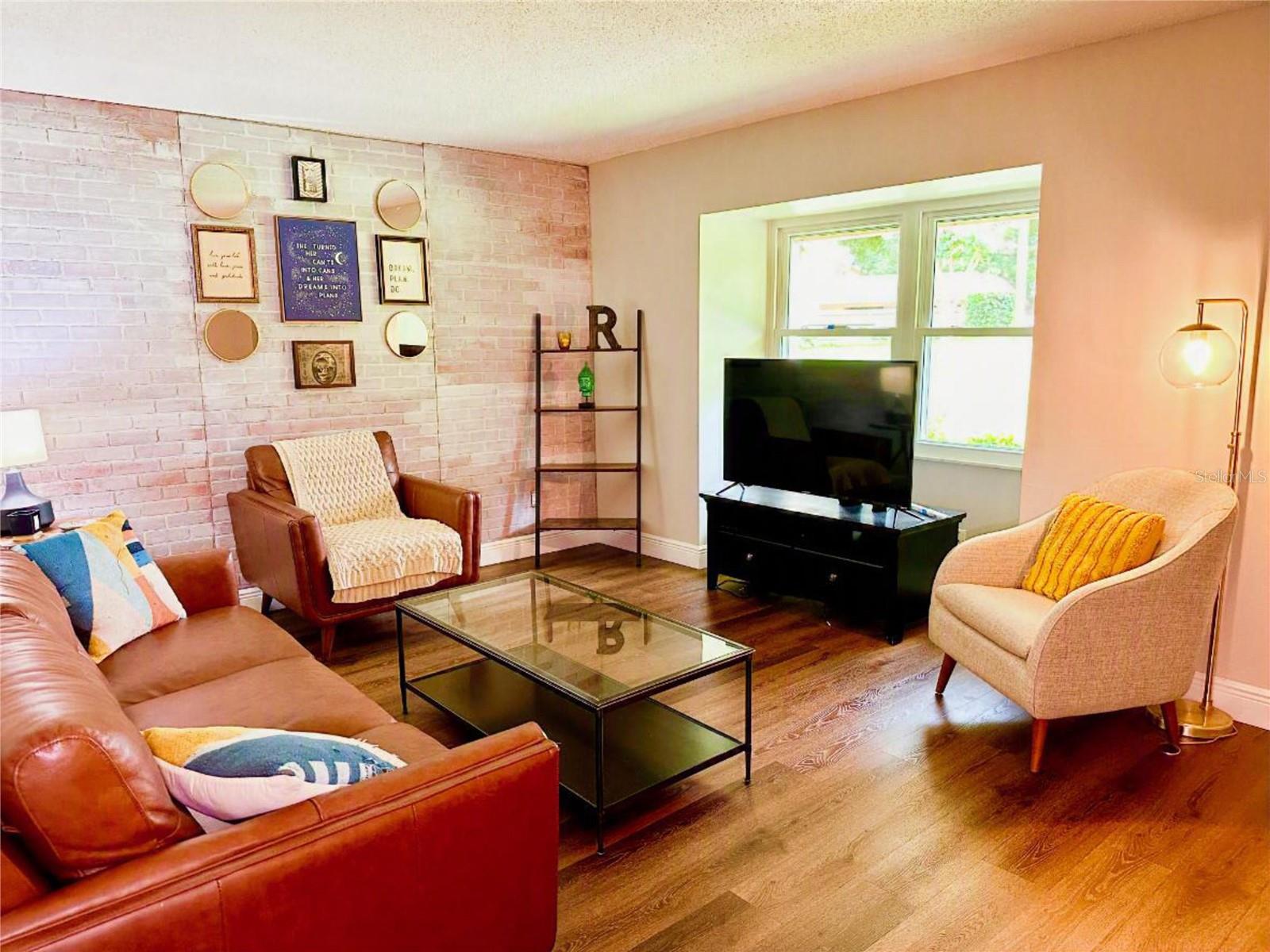 PARK LAKE TWNHS - Residential