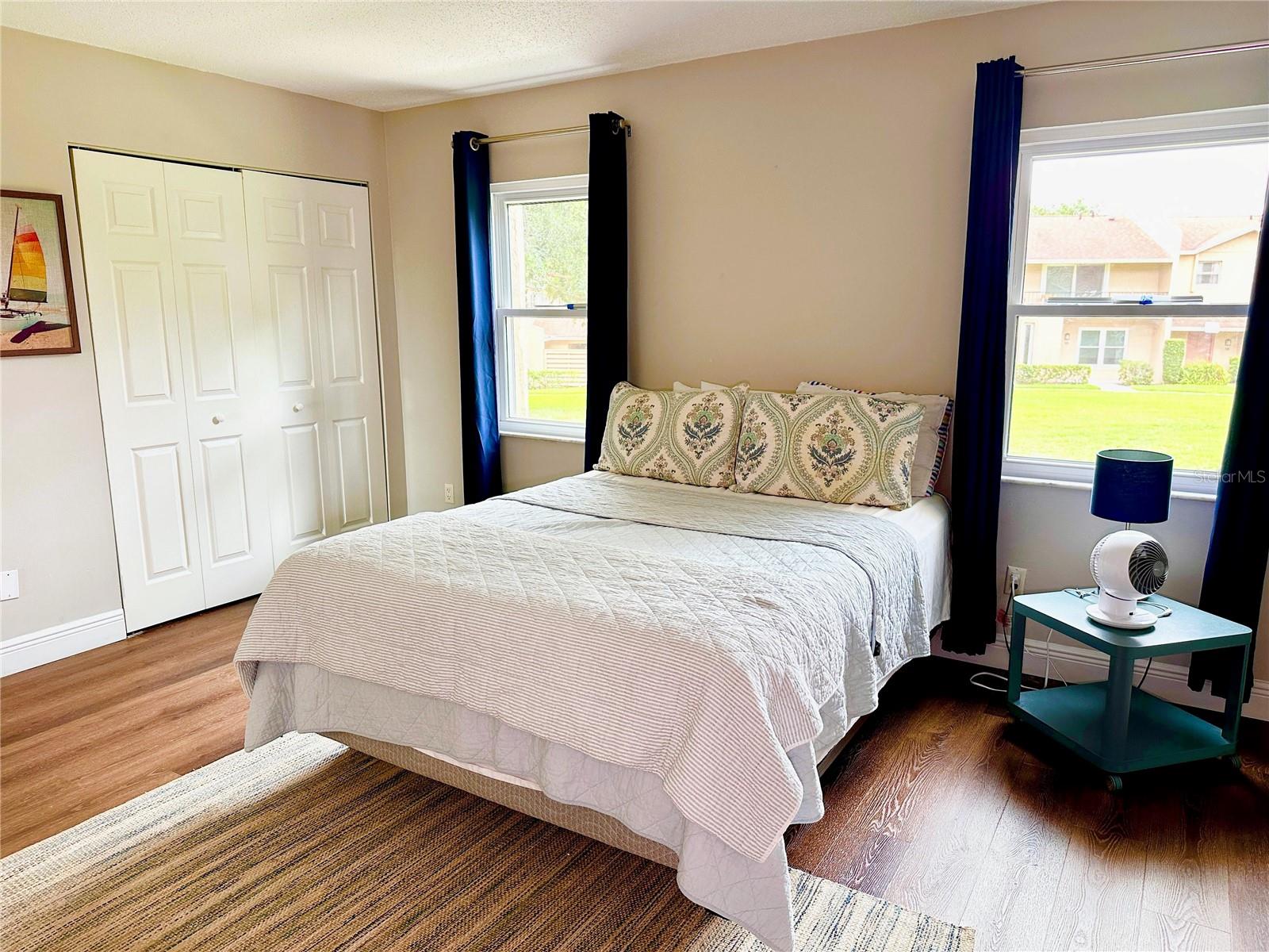 PARK LAKE TWNHS - Residential