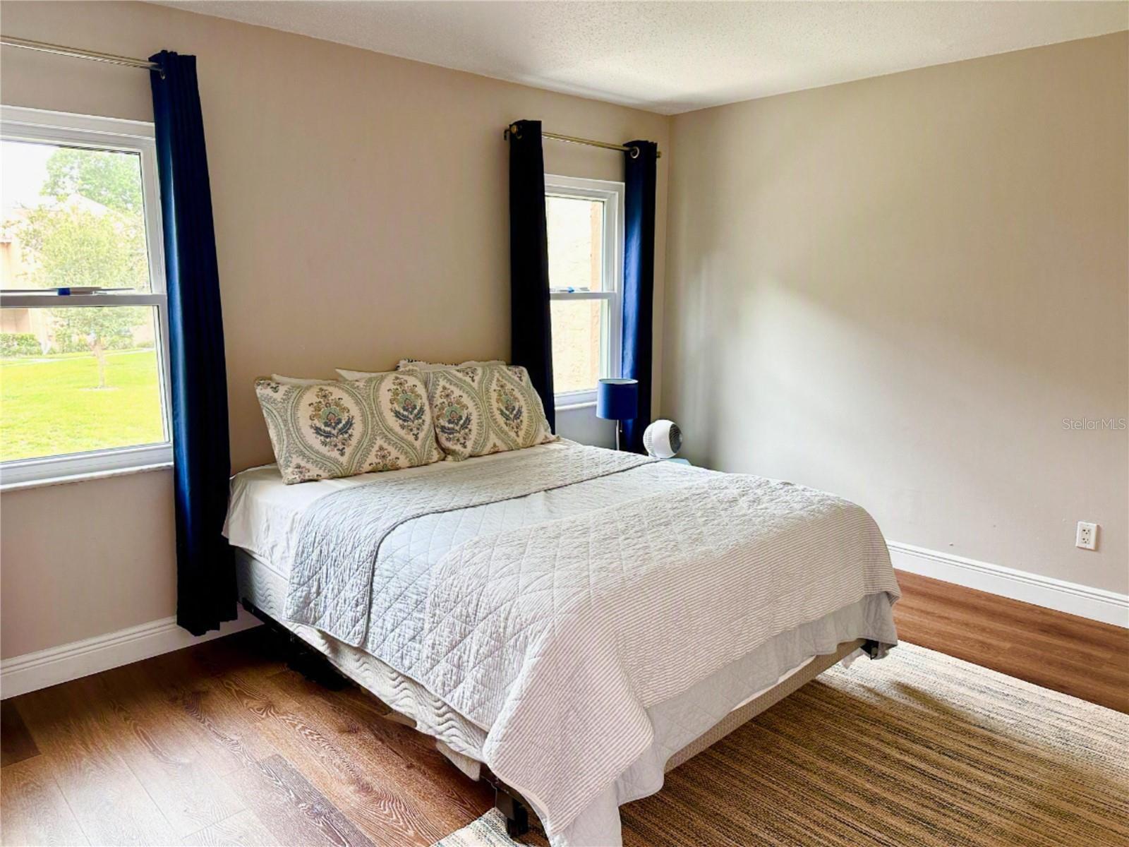 PARK LAKE TWNHS - Residential