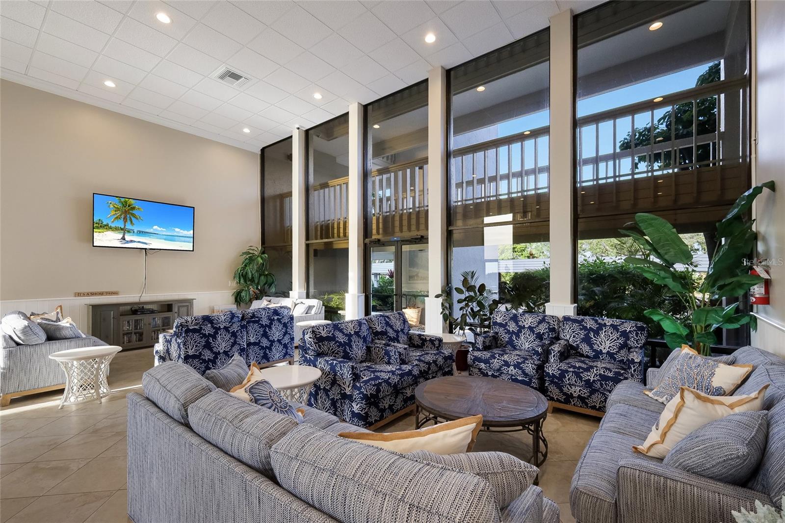 THE SHORE - Residential