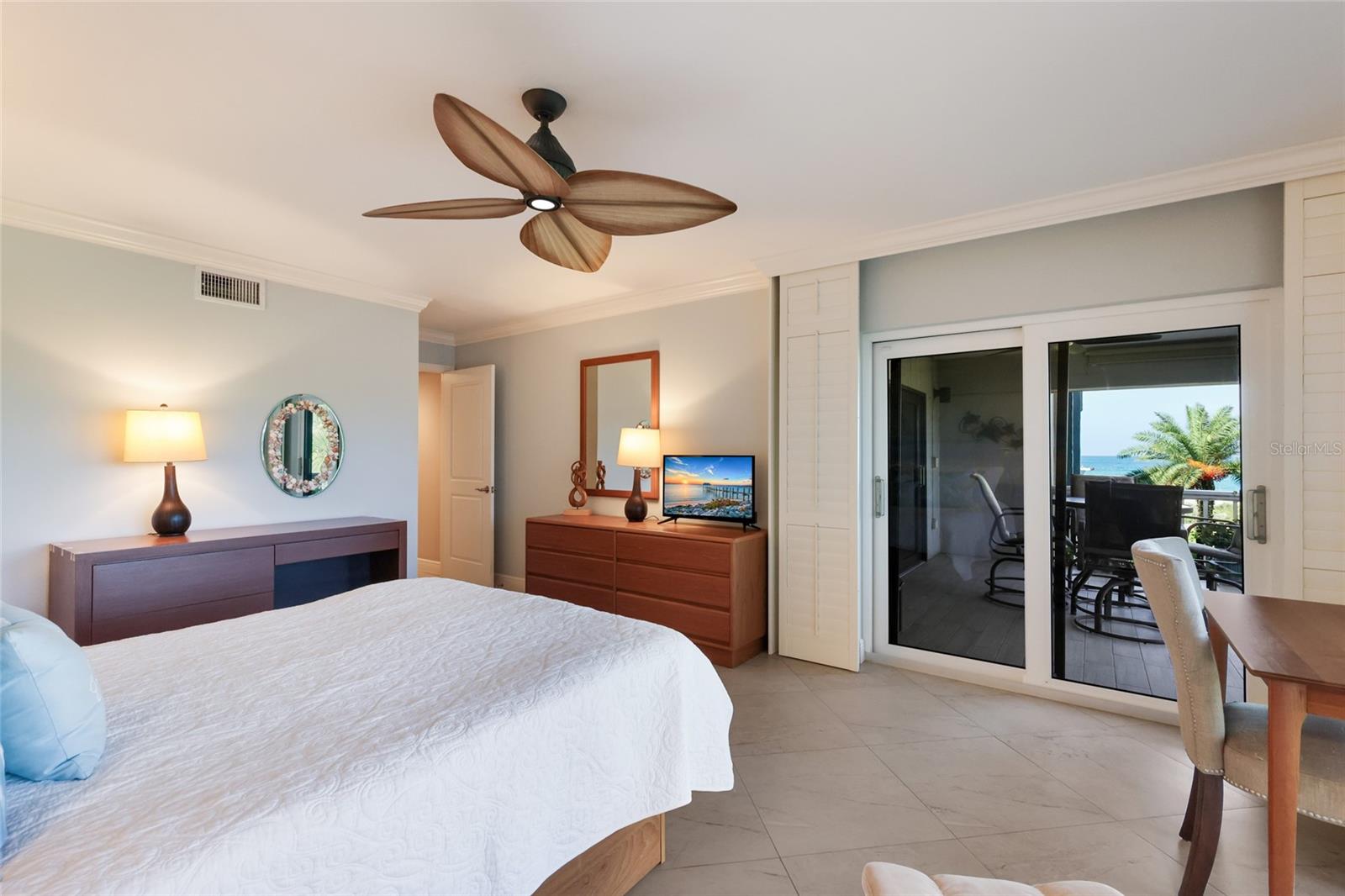 THE SHORE - Residential