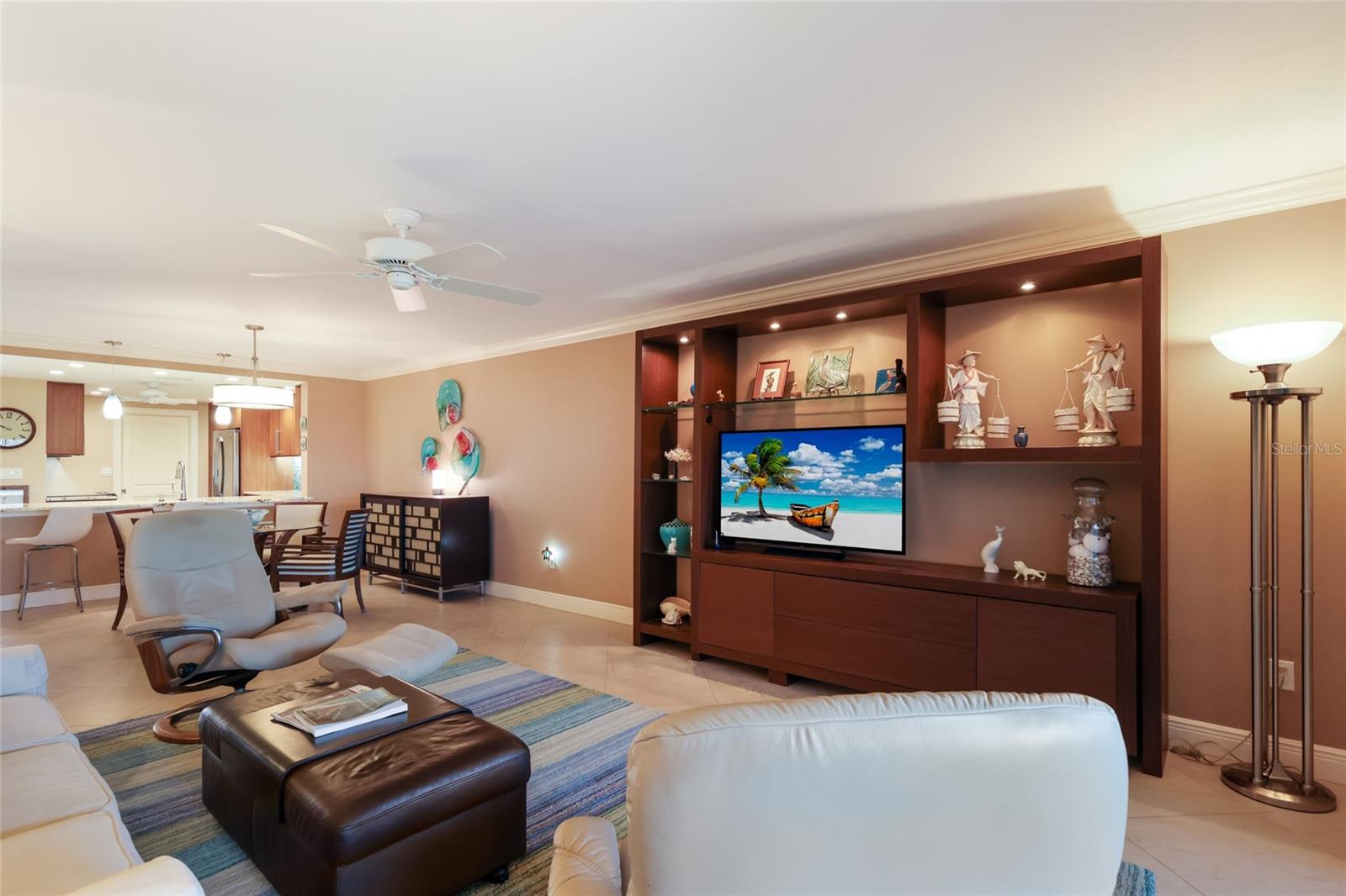 THE SHORE - Residential