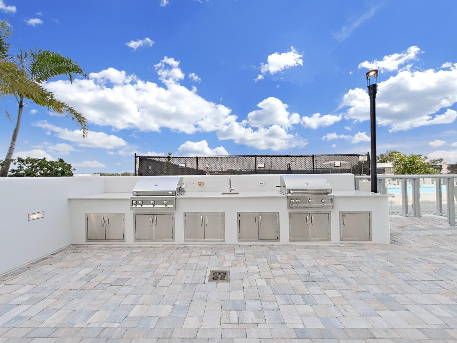 ALTURA BAYSHORE - Residential