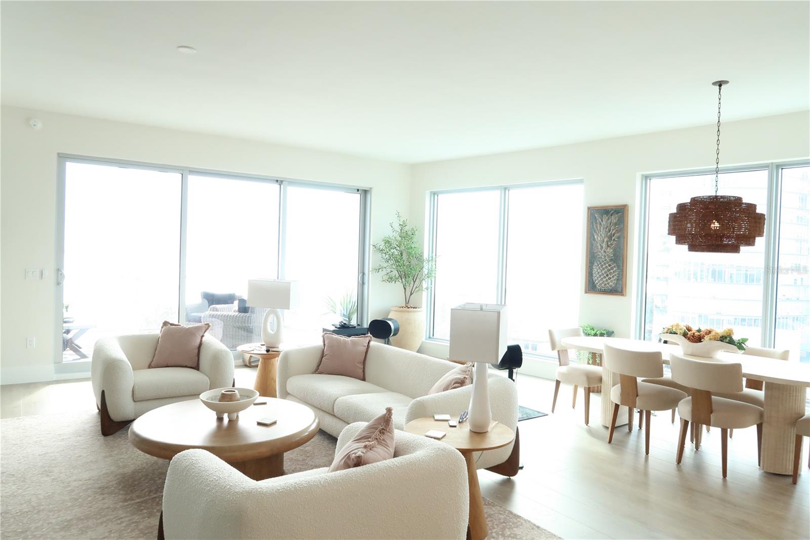 ALTURA BAYSHORE - Residential