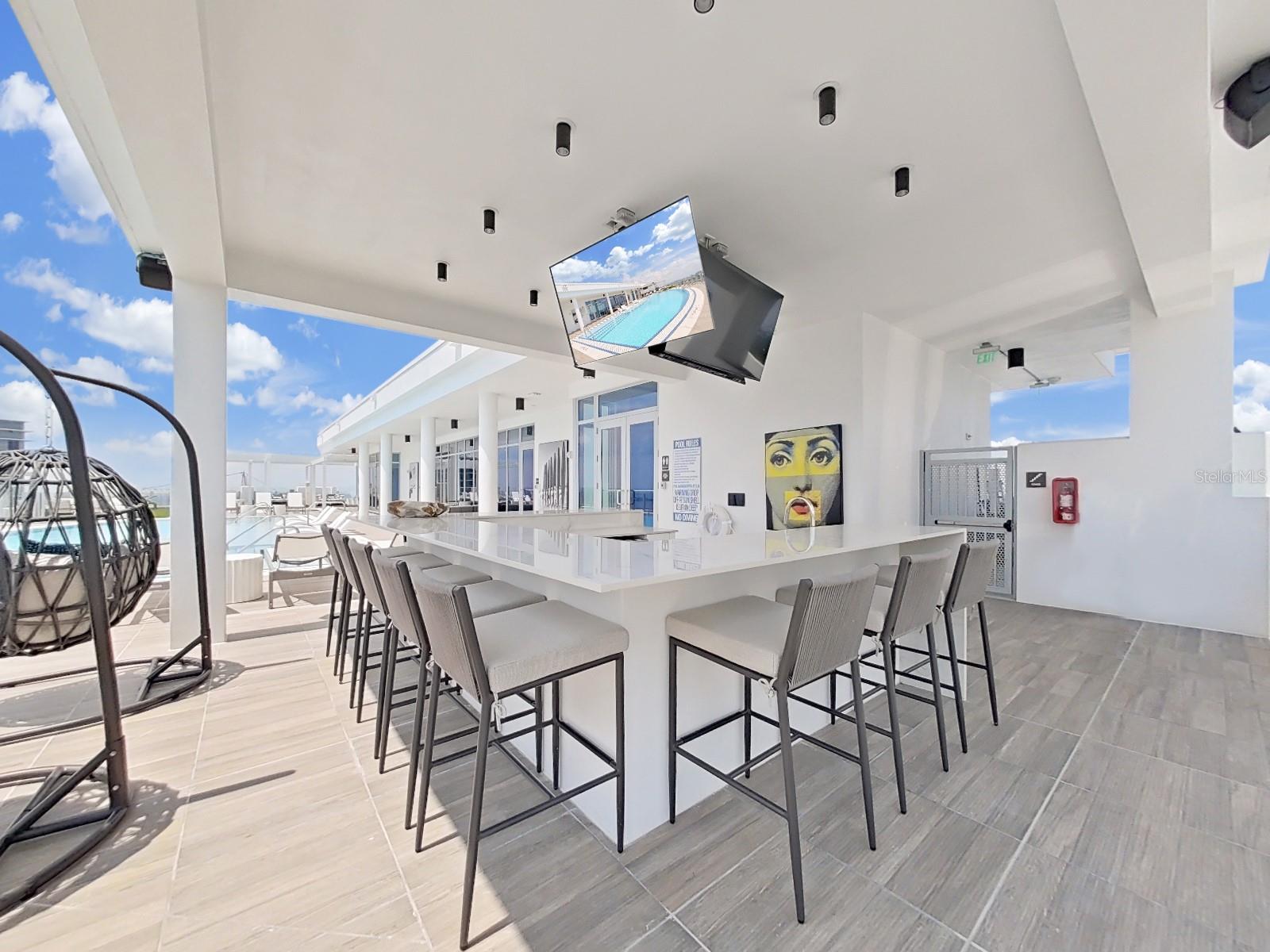 ALTURA BAYSHORE - Residential