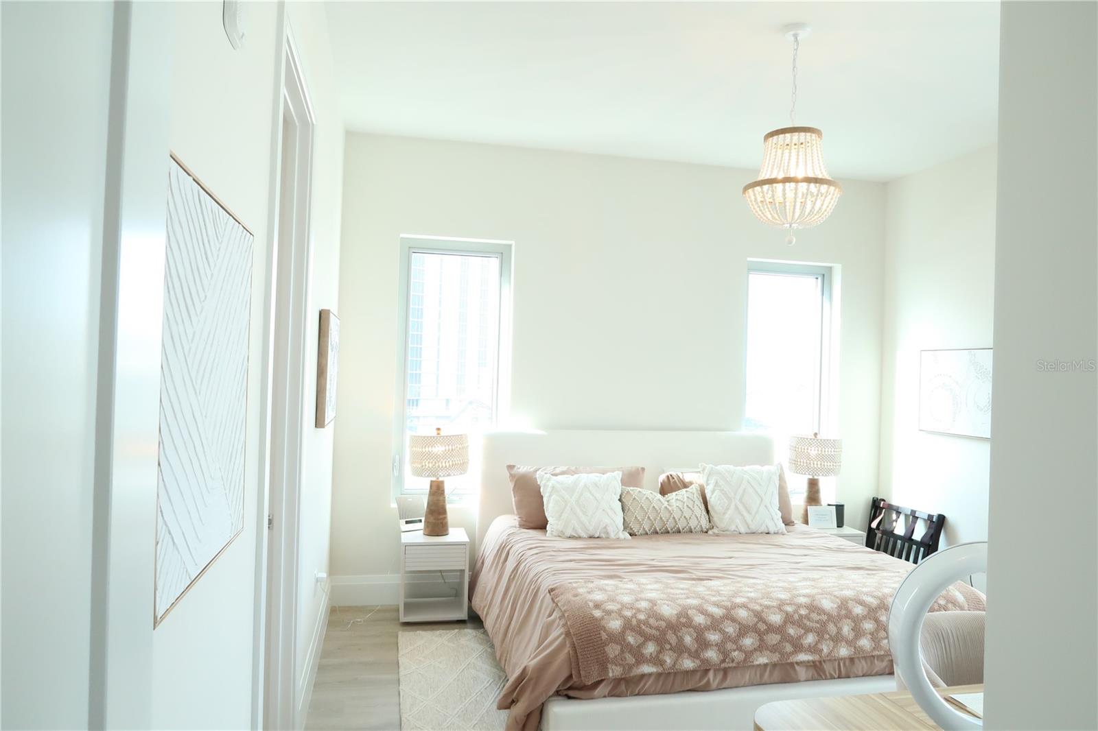 ALTURA BAYSHORE - Residential
