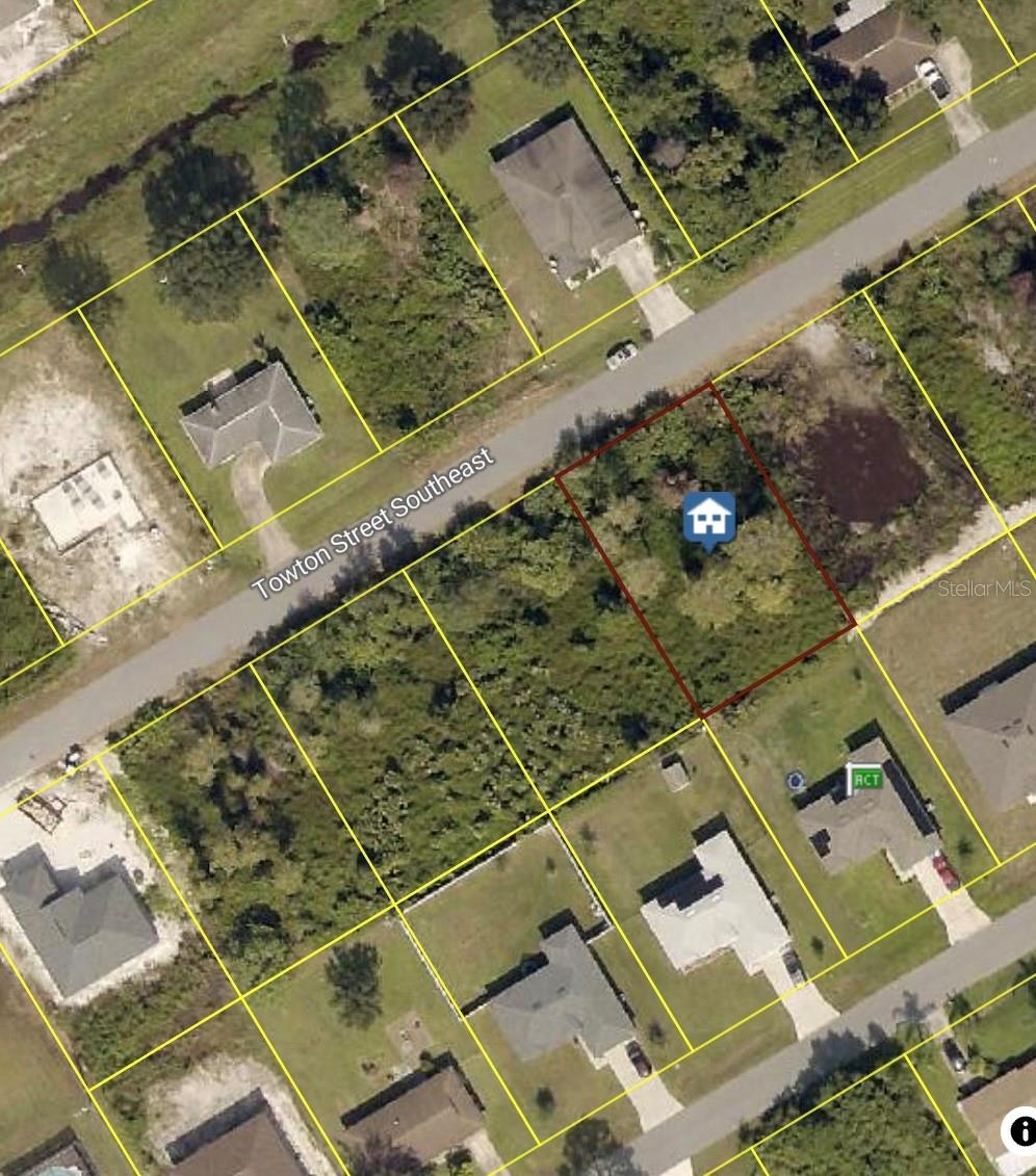 Great opportunity to own a residential lot in the growing community of Palm Bay! No HOA, giving you the freedom to build your dream home. Conveniently located just minutes from schools, shopping, dinning, and everyday amenities. Don't miss this great opportunity!
