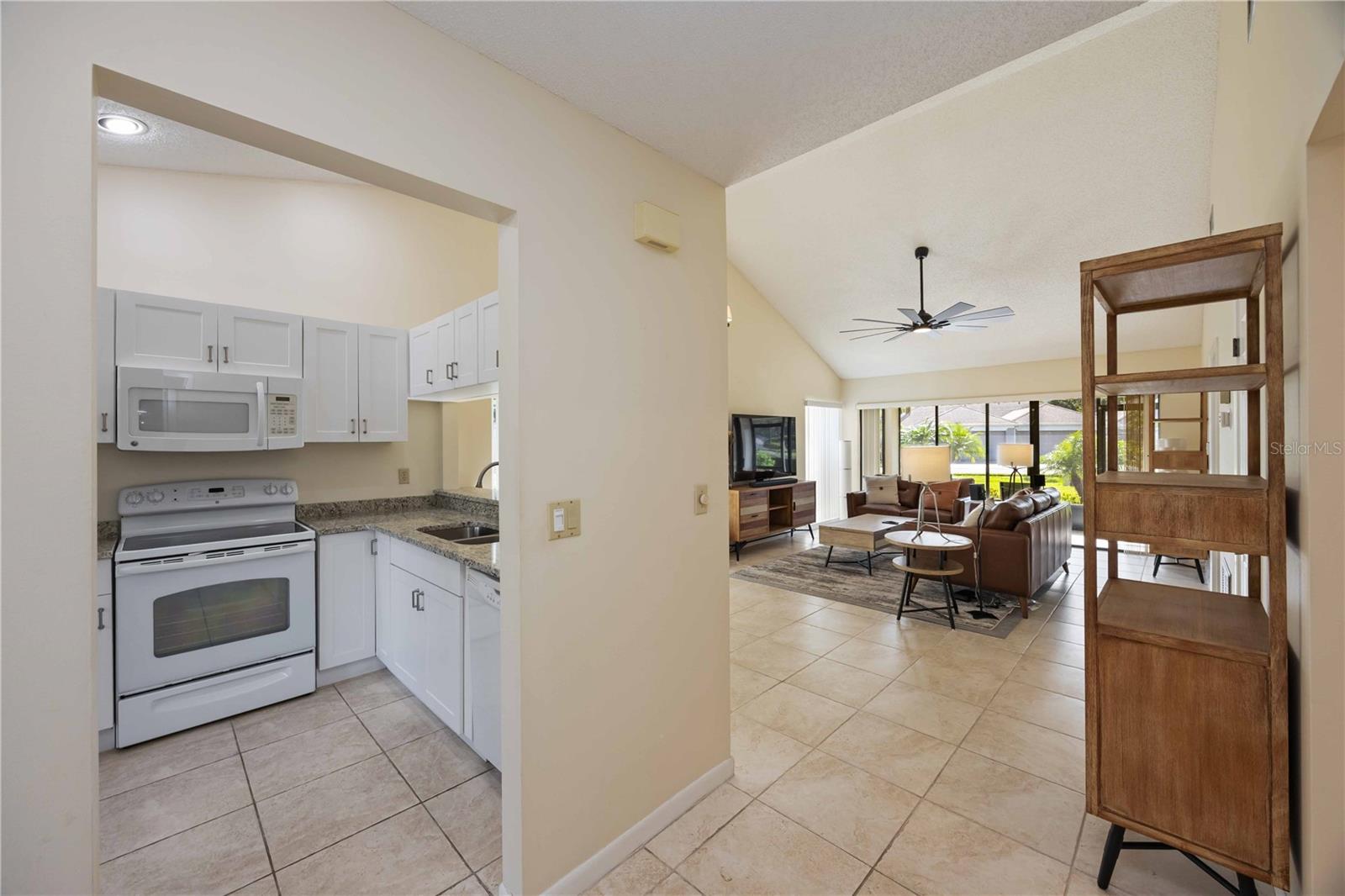 SOMERSET - Residential Lease