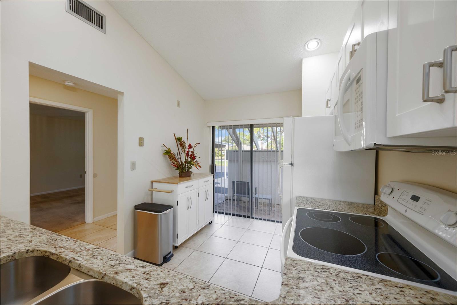 SOMERSET - Residential Lease