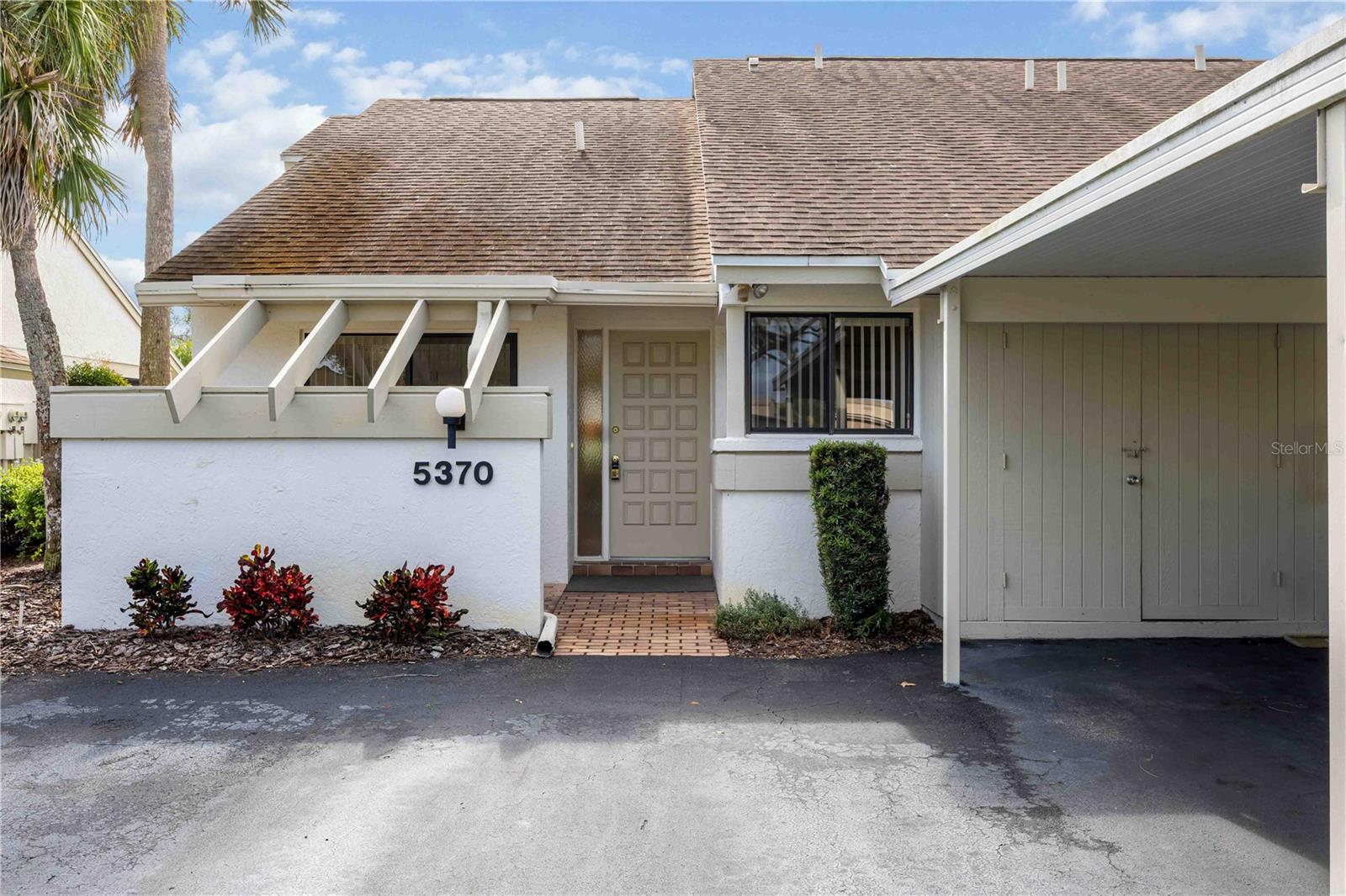 SOMERSET - Residential Lease