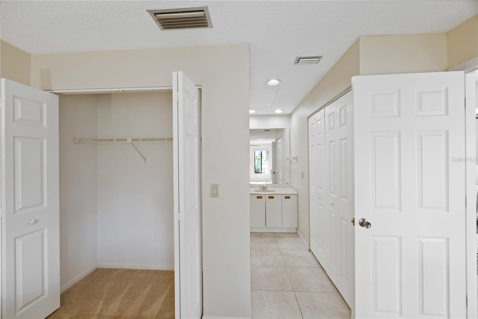 SOMERSET - Residential Lease