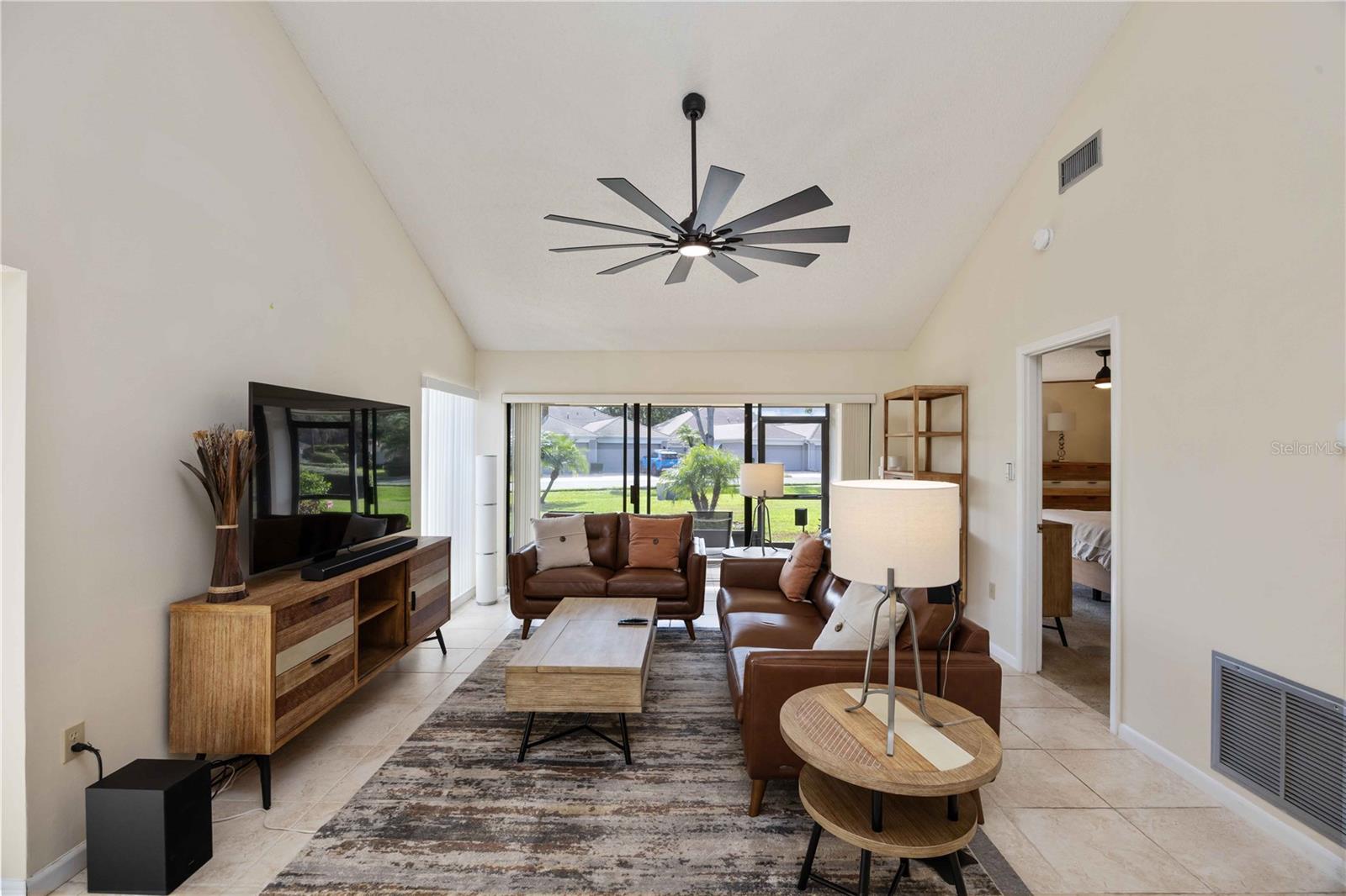 SOMERSET - Residential Lease