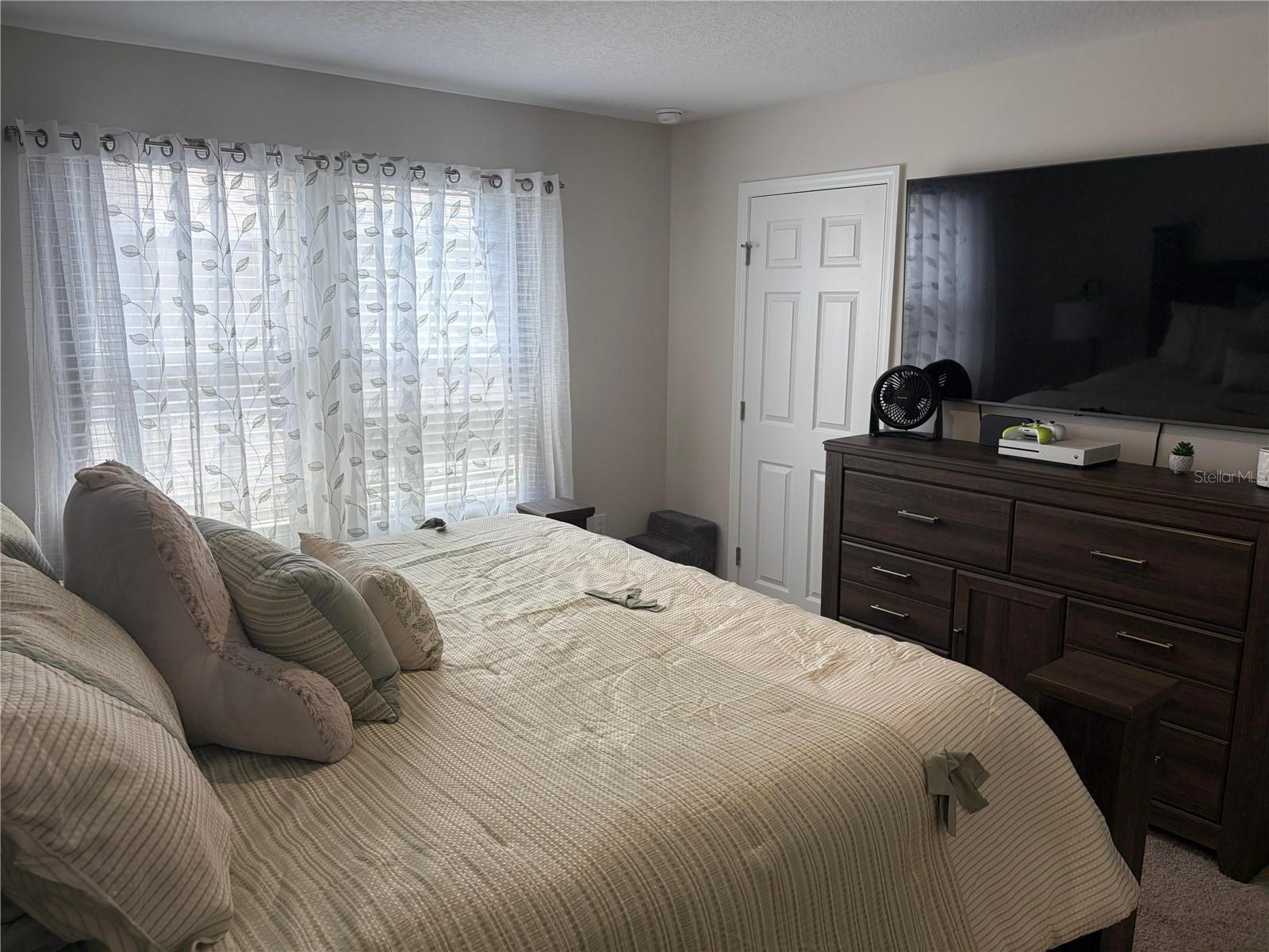 CONGDON TWNHMS PH 1 & 2 - Residential Lease