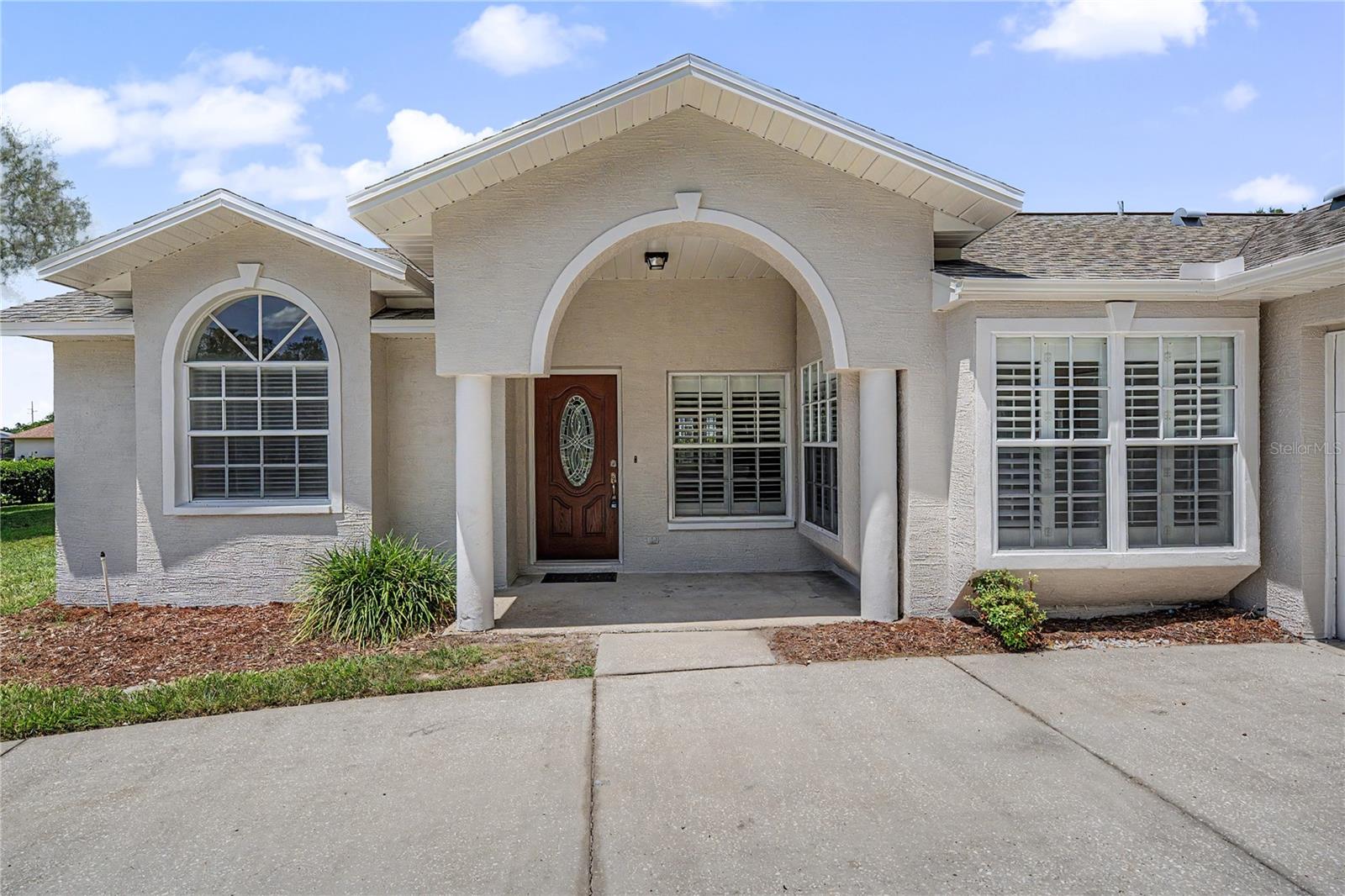 SILVER OAKS - Residential