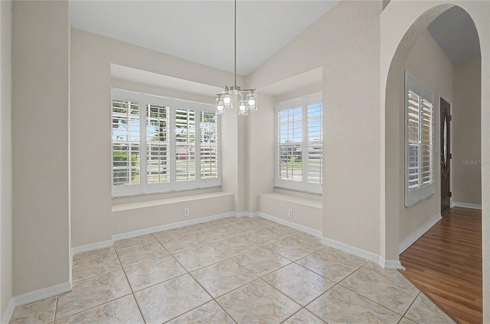 SILVER OAKS - Residential