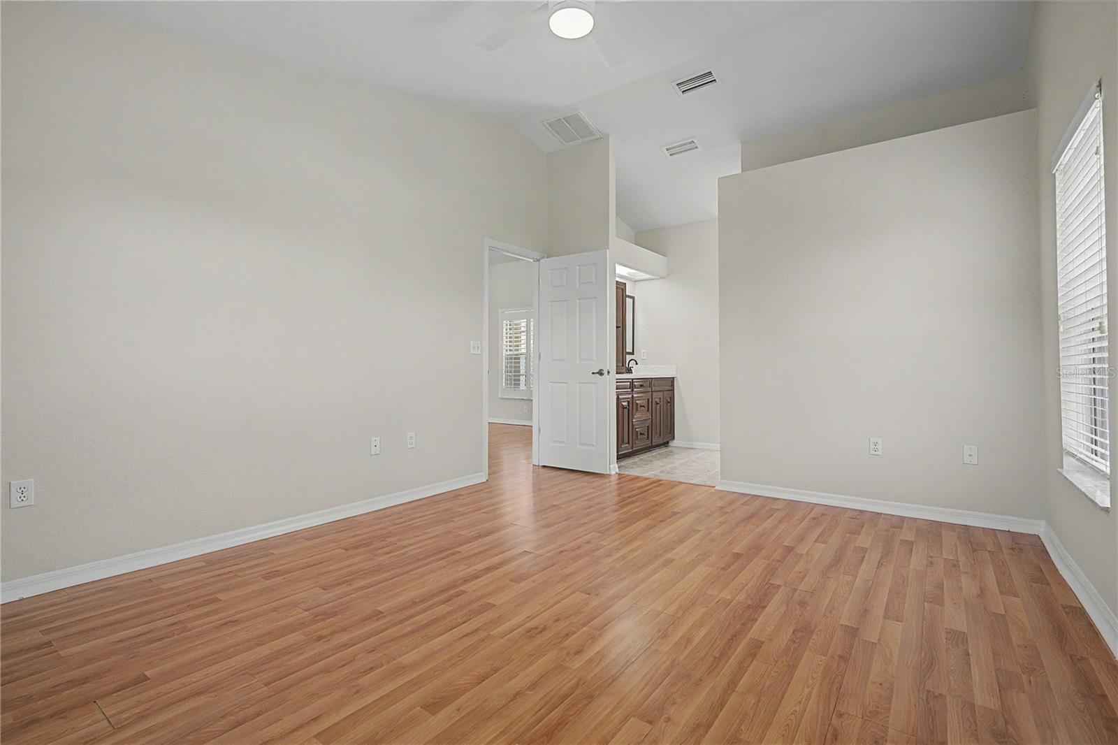 SILVER OAKS - Residential