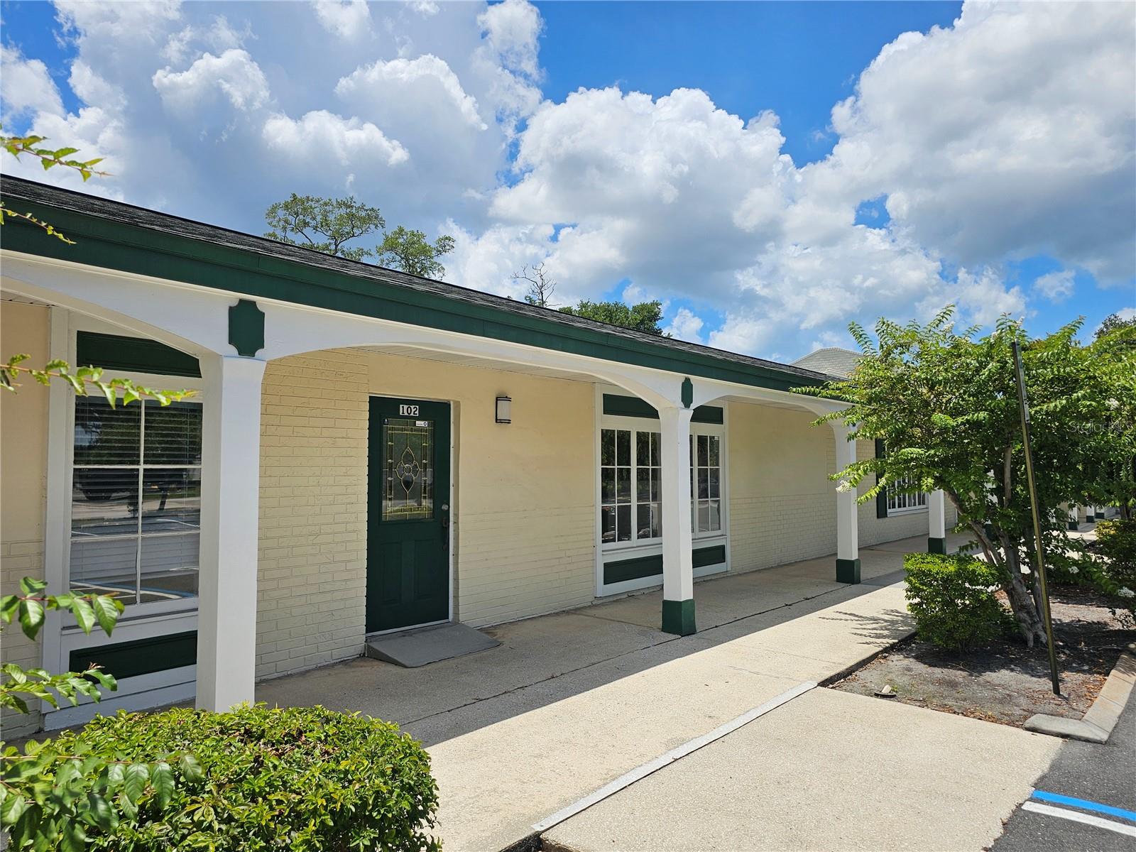 COUNTRYSIDE PROFESSIONAL CENTER CONDO - Commercial Sale