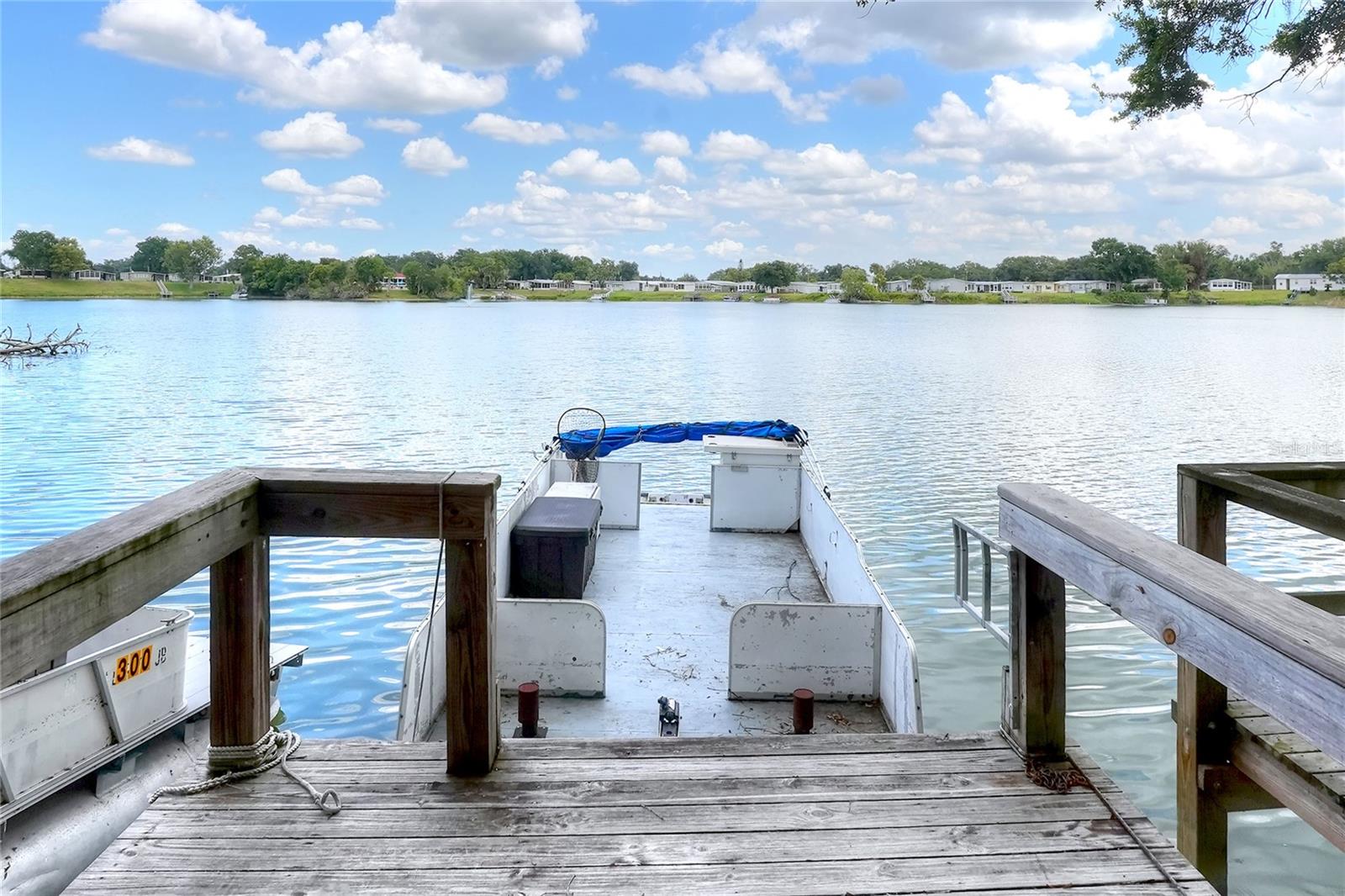 FLORAL LAKES - Residential