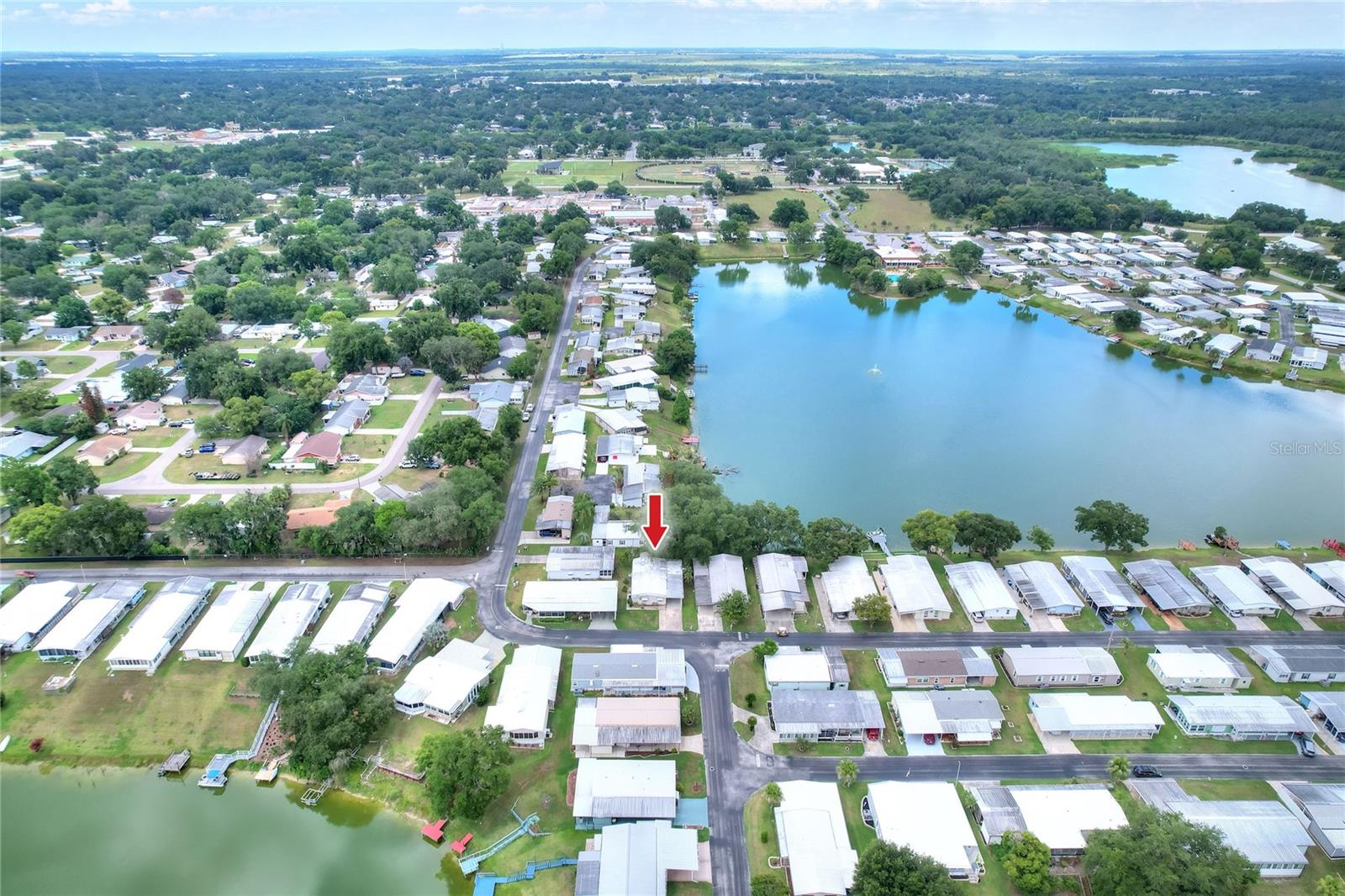 FLORAL LAKES - Residential