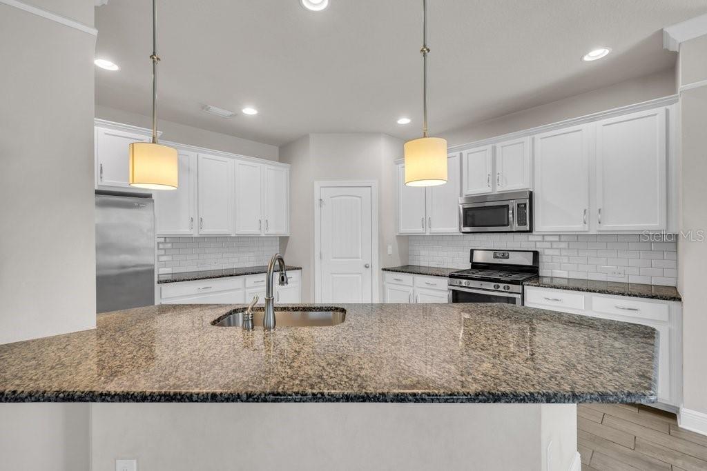 FISHHAWK RANCH - Residential