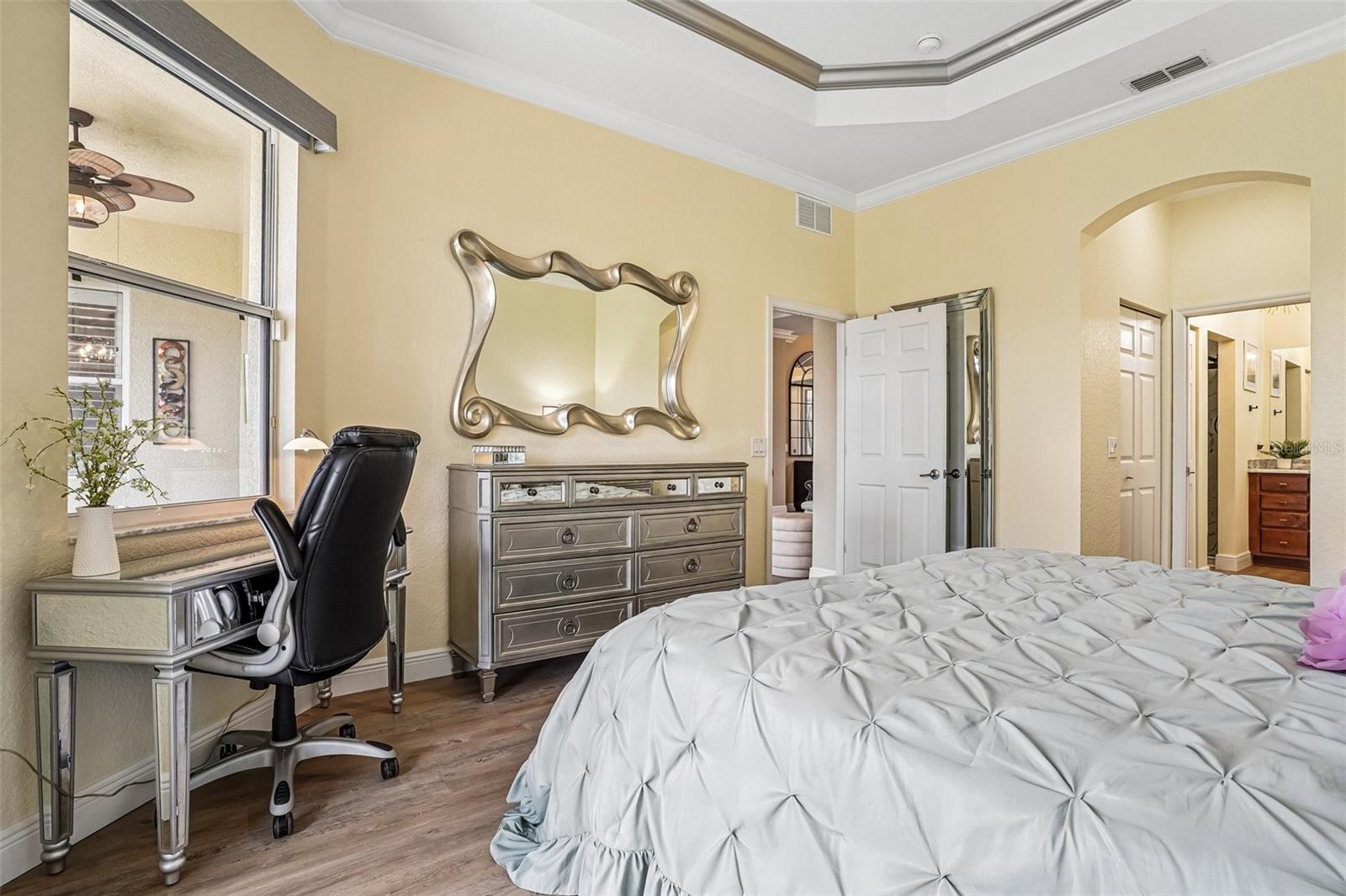LAKESIDE LANDINGS - Residential