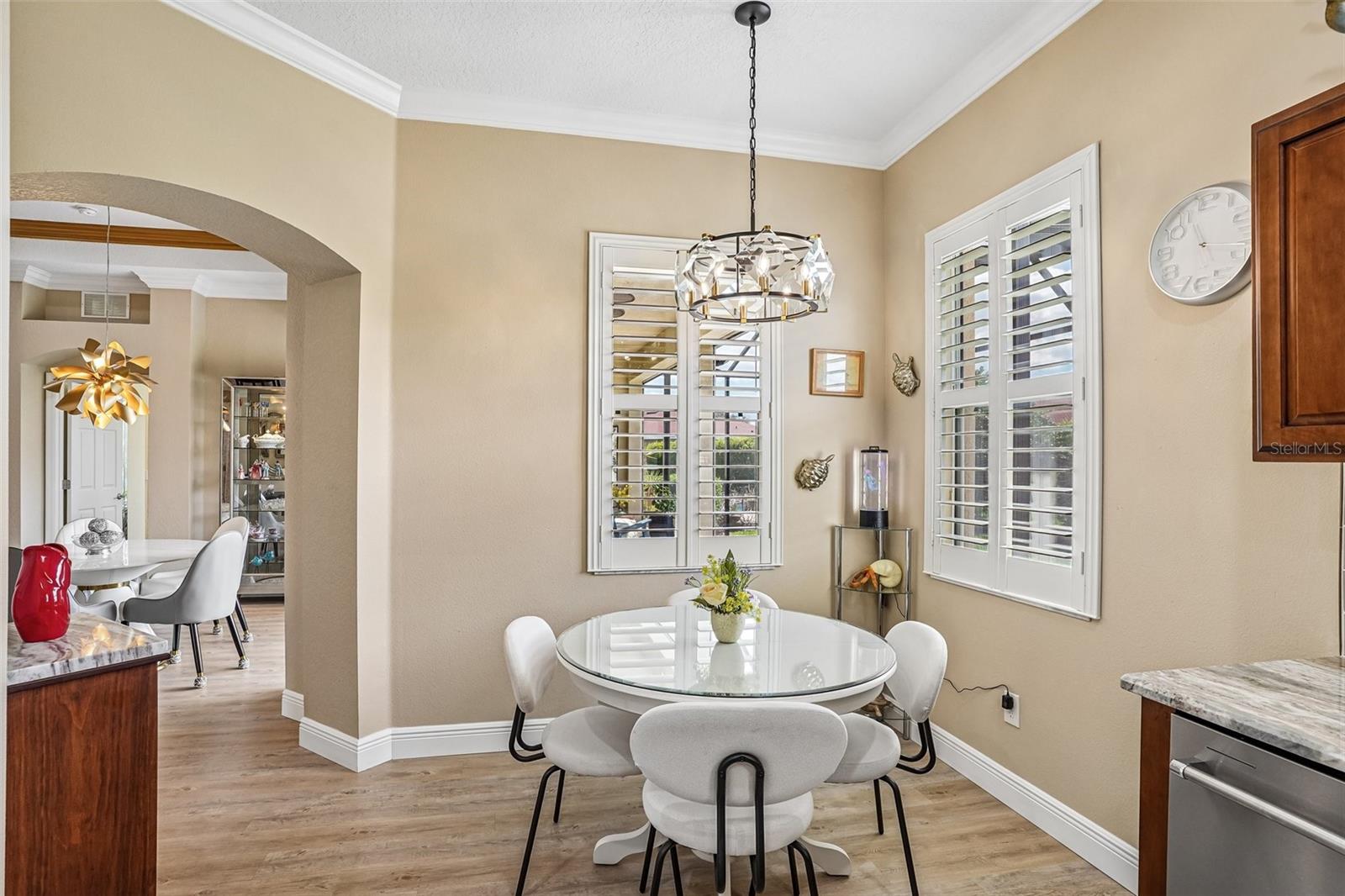 LAKESIDE LANDINGS - Residential