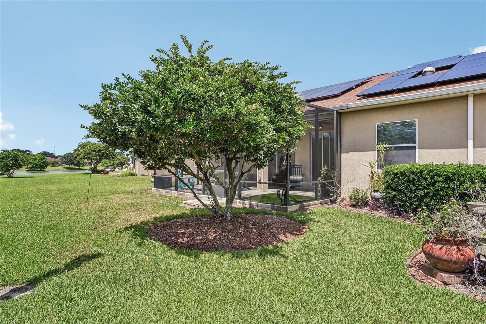 LAKESIDE LANDINGS - Residential