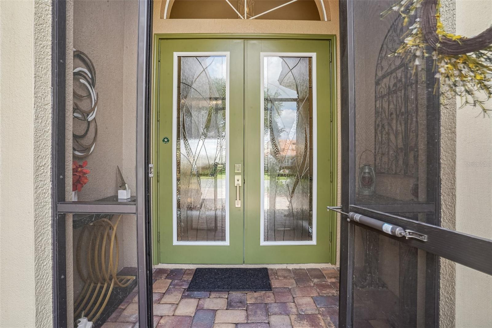 LAKESIDE LANDINGS - Residential