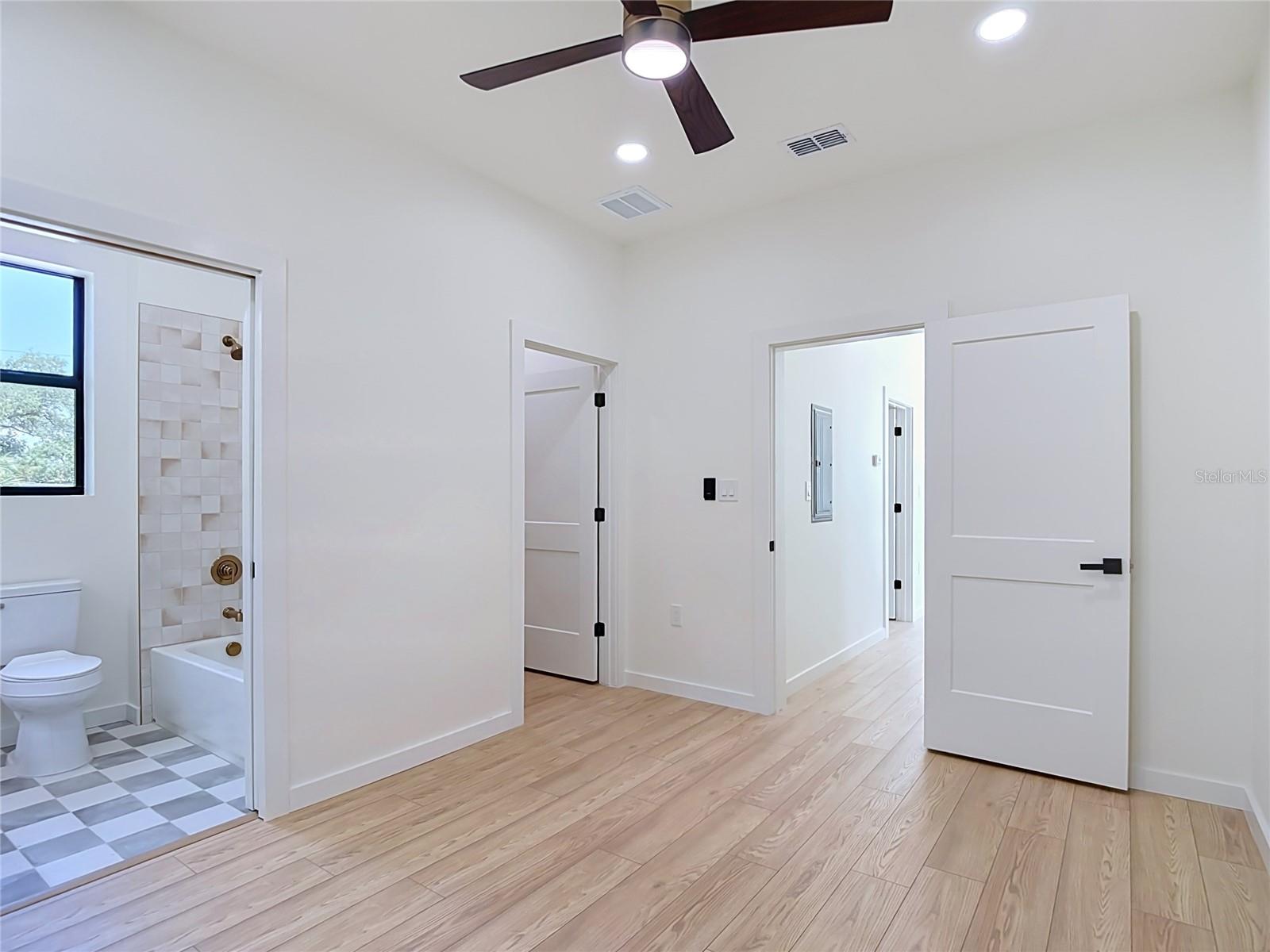 MAYS ADD - Residential
