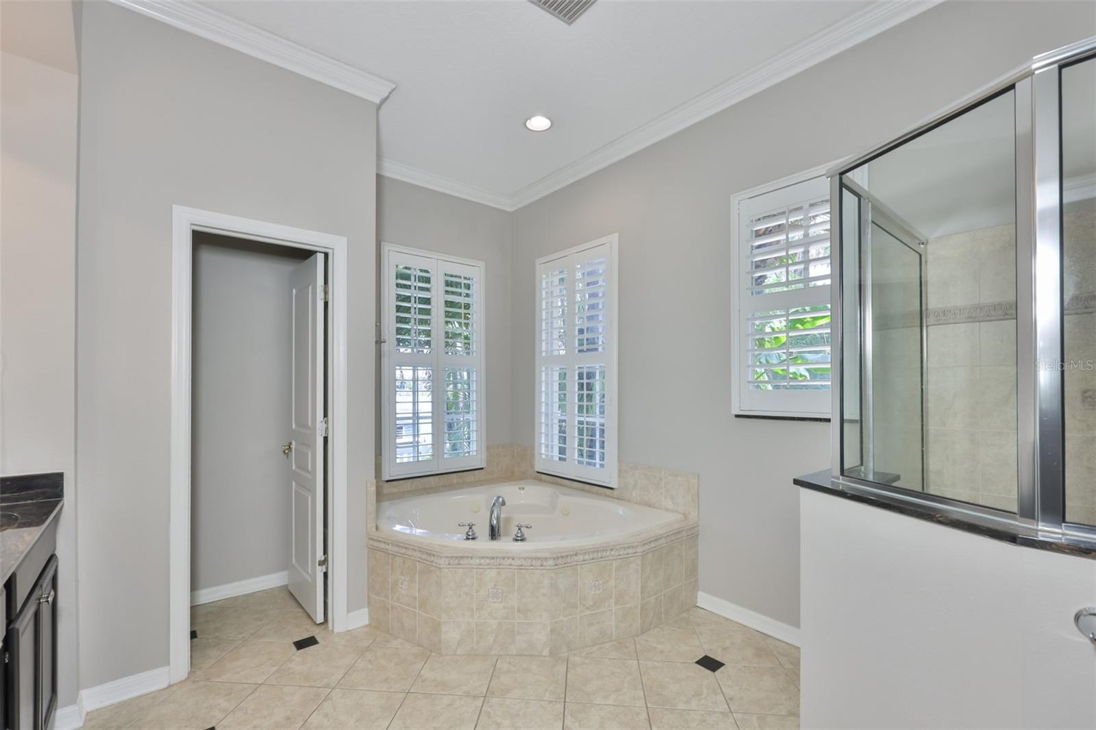 MIRABAY PH 3A-1 - Residential