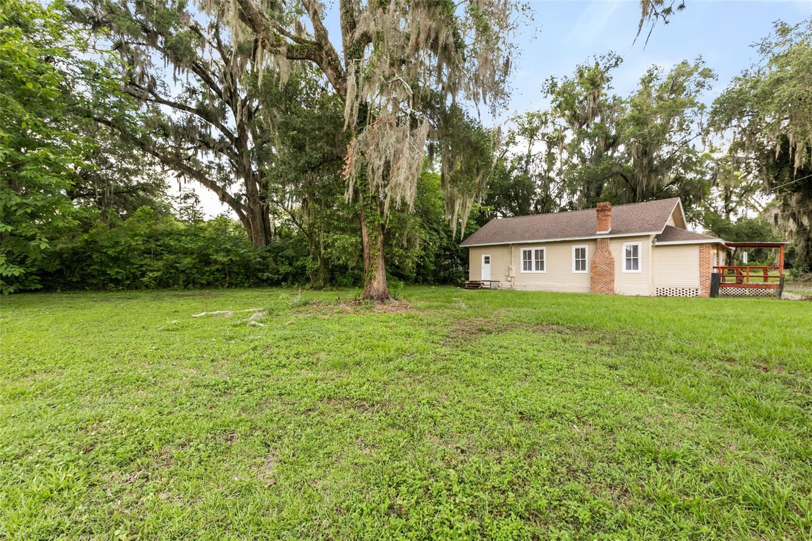 OAK CREST - Commercial Sale