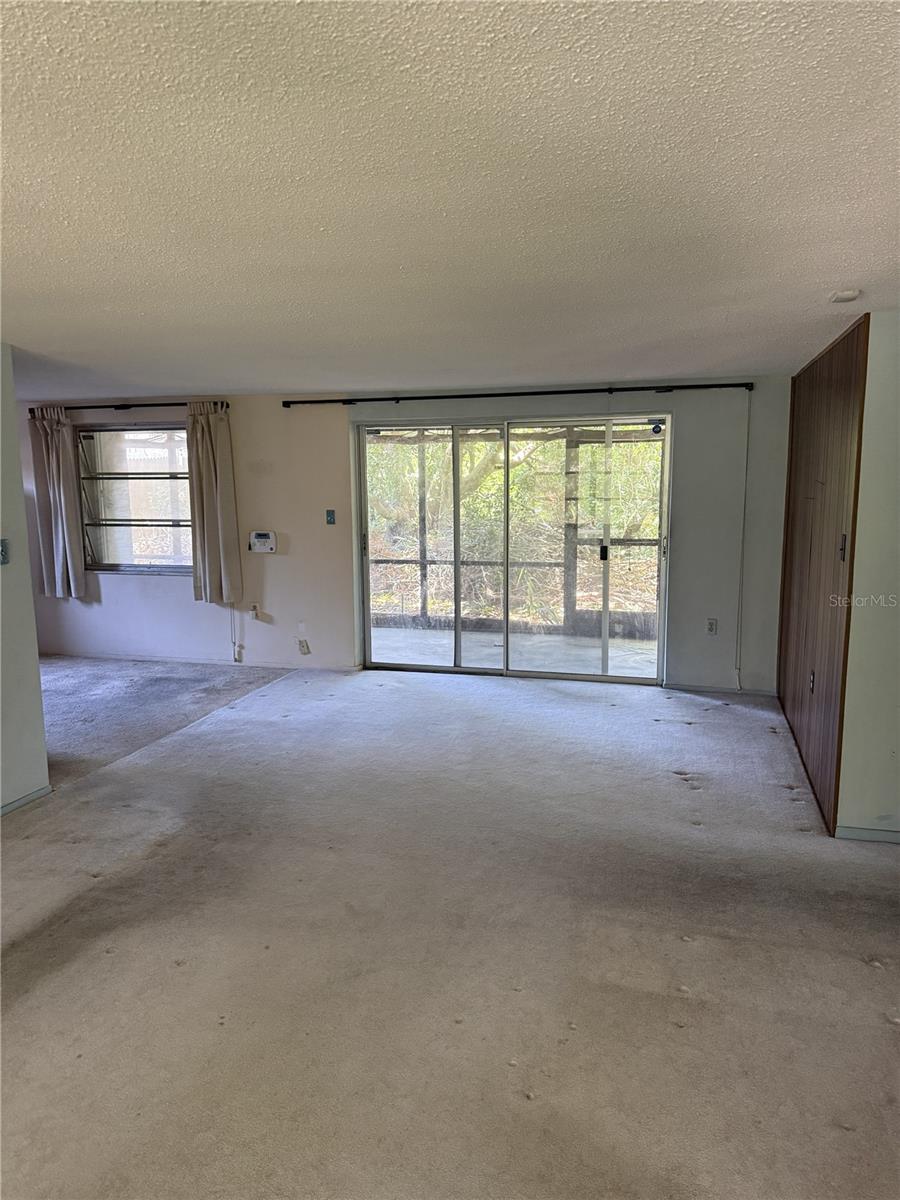 REGENCY PARK - Residential