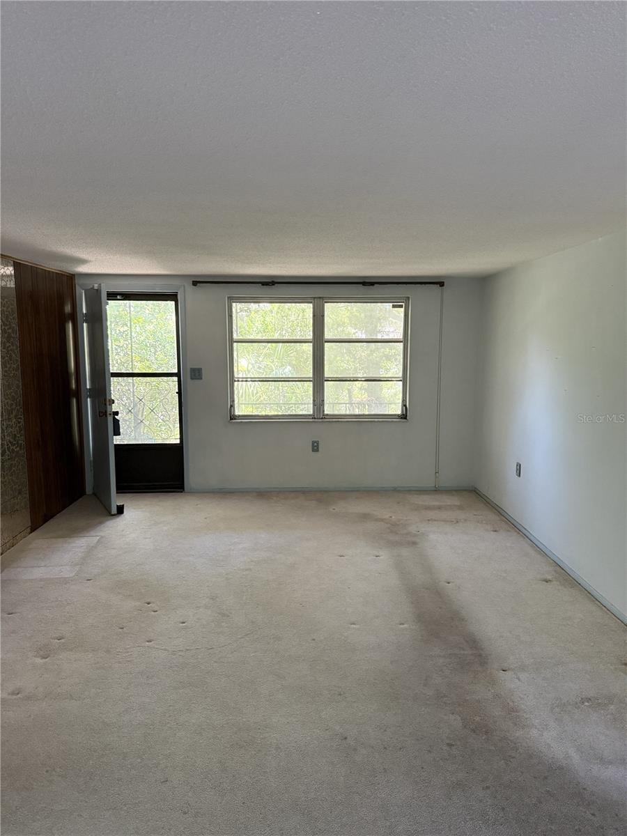 REGENCY PARK - Residential