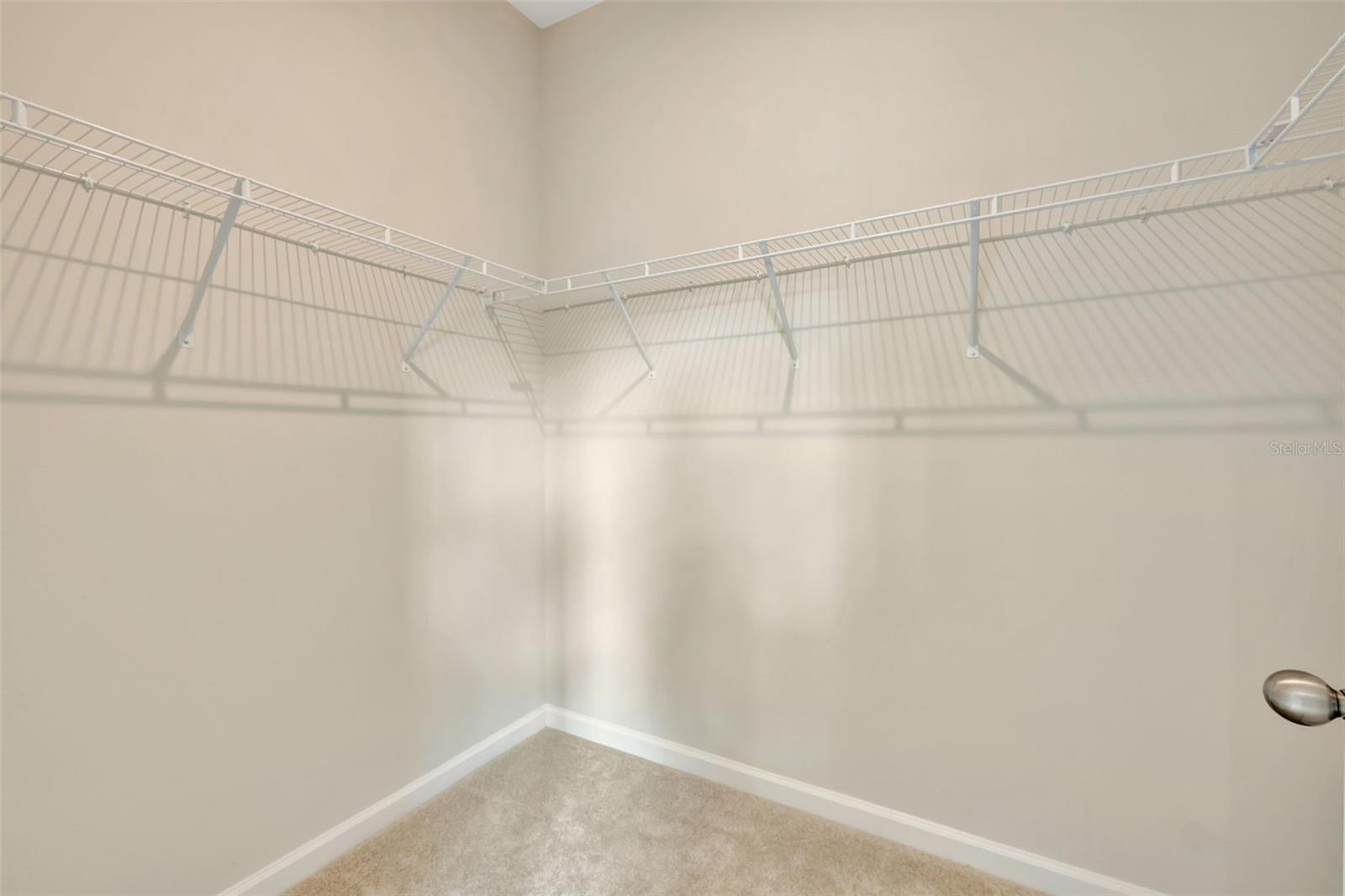 AVALON WOODS - Residential Lease