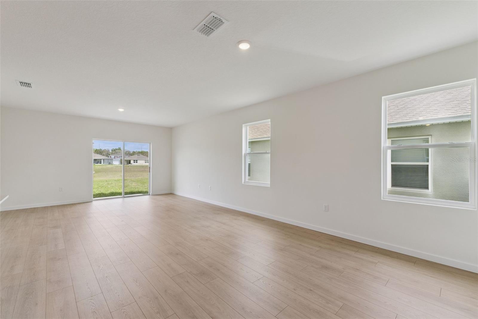 CAMPBELL CROSSING - Residential