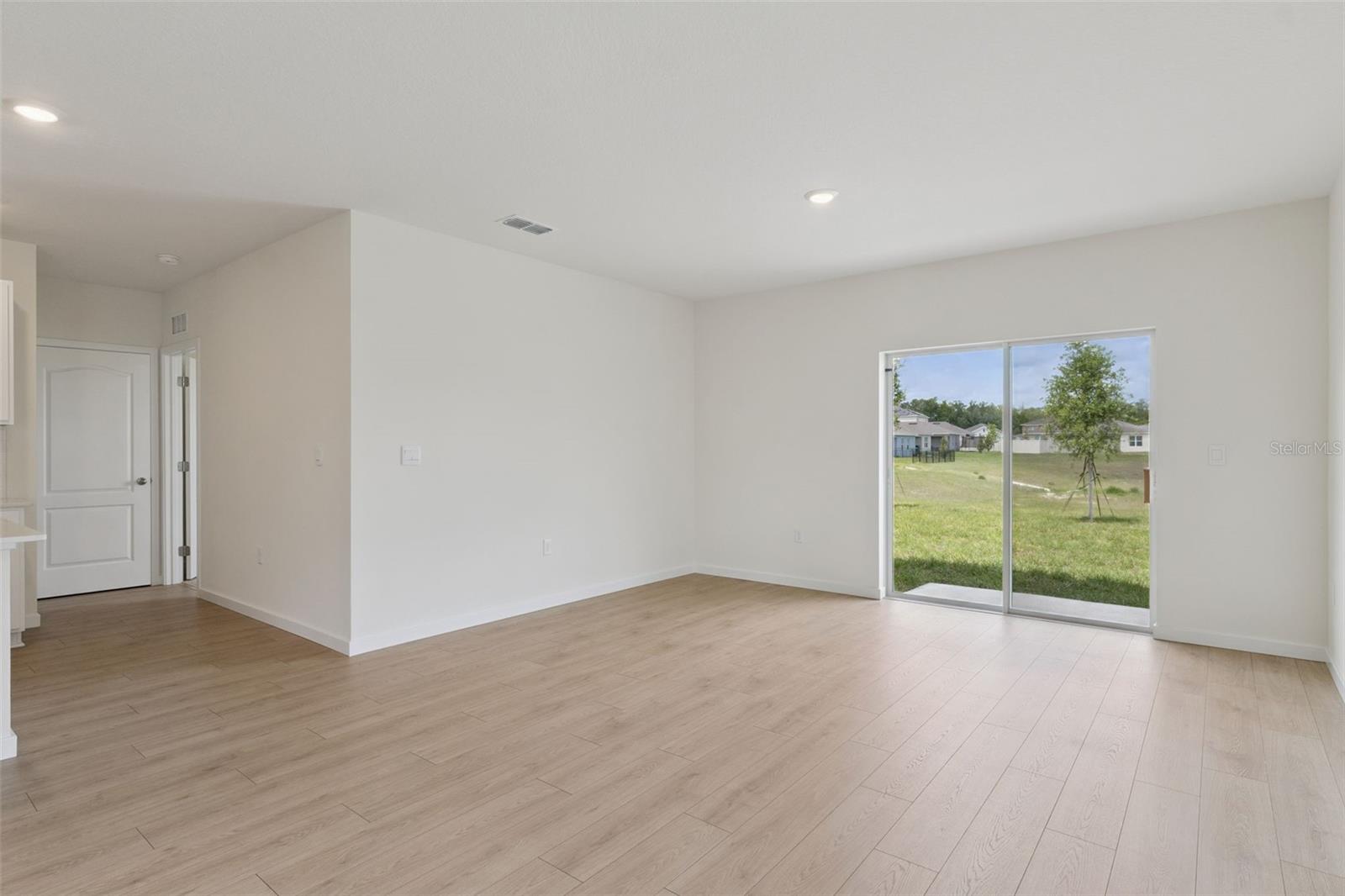 CAMPBELL CROSSING - Residential