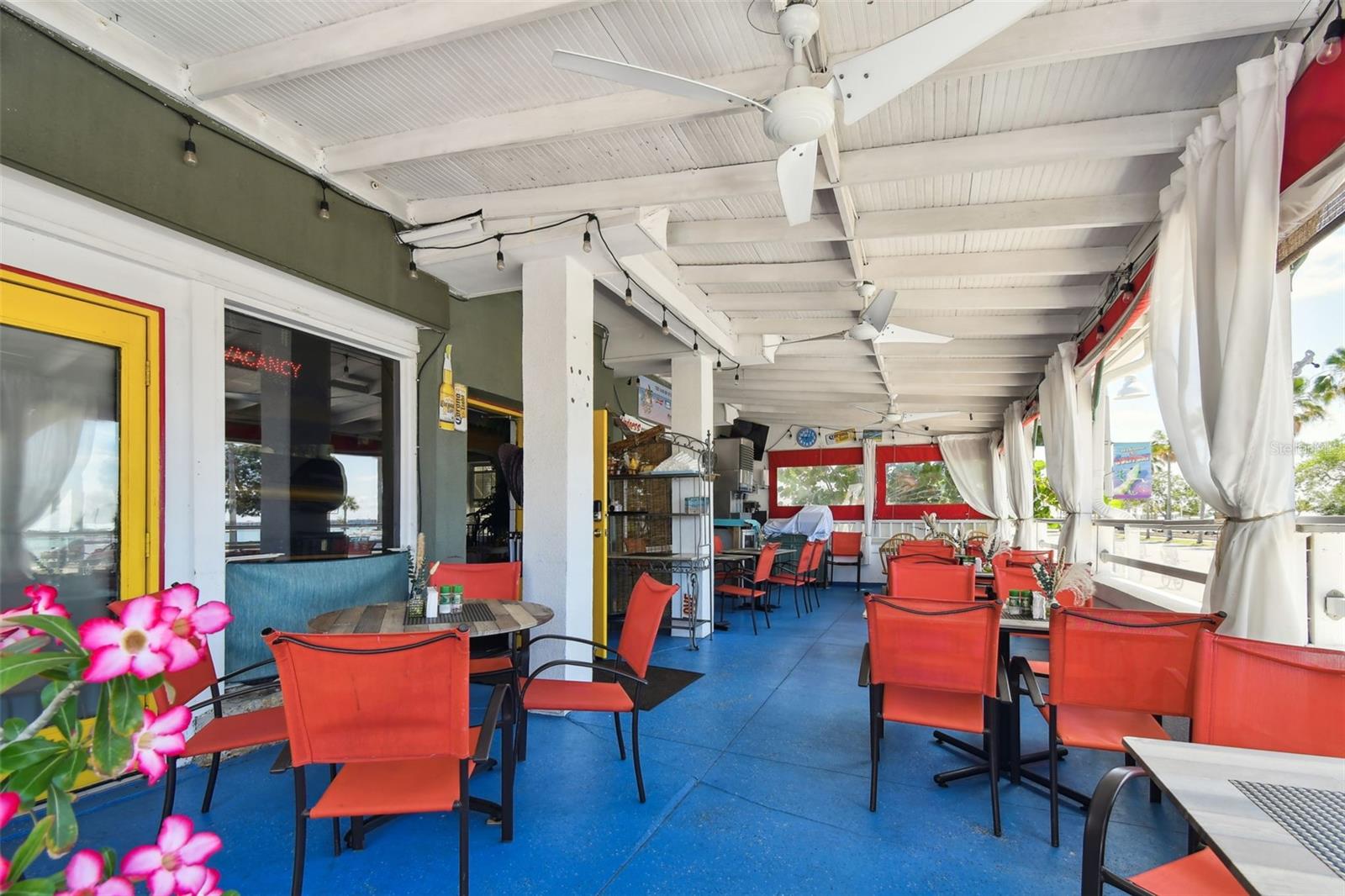 BOCA CEIGA PARK - Commercial Sale