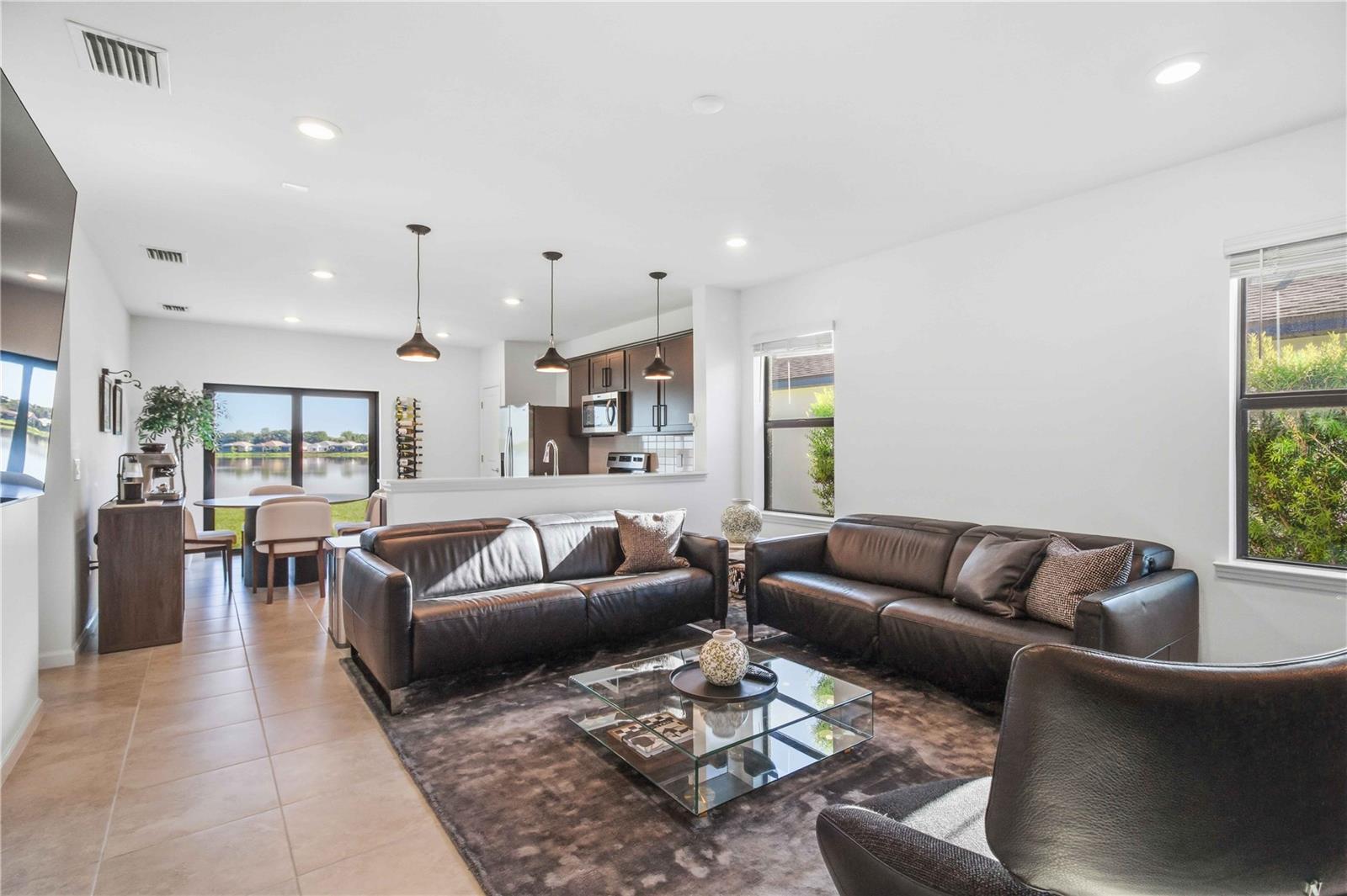 AVANTI/WATERSIDE - Residential