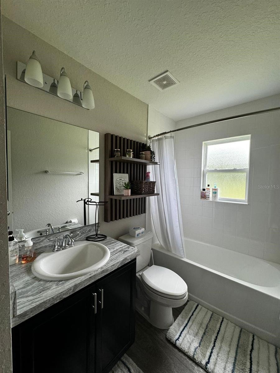 SUMMERCREST - Residential