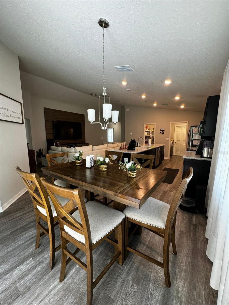 SUMMERCREST - Residential