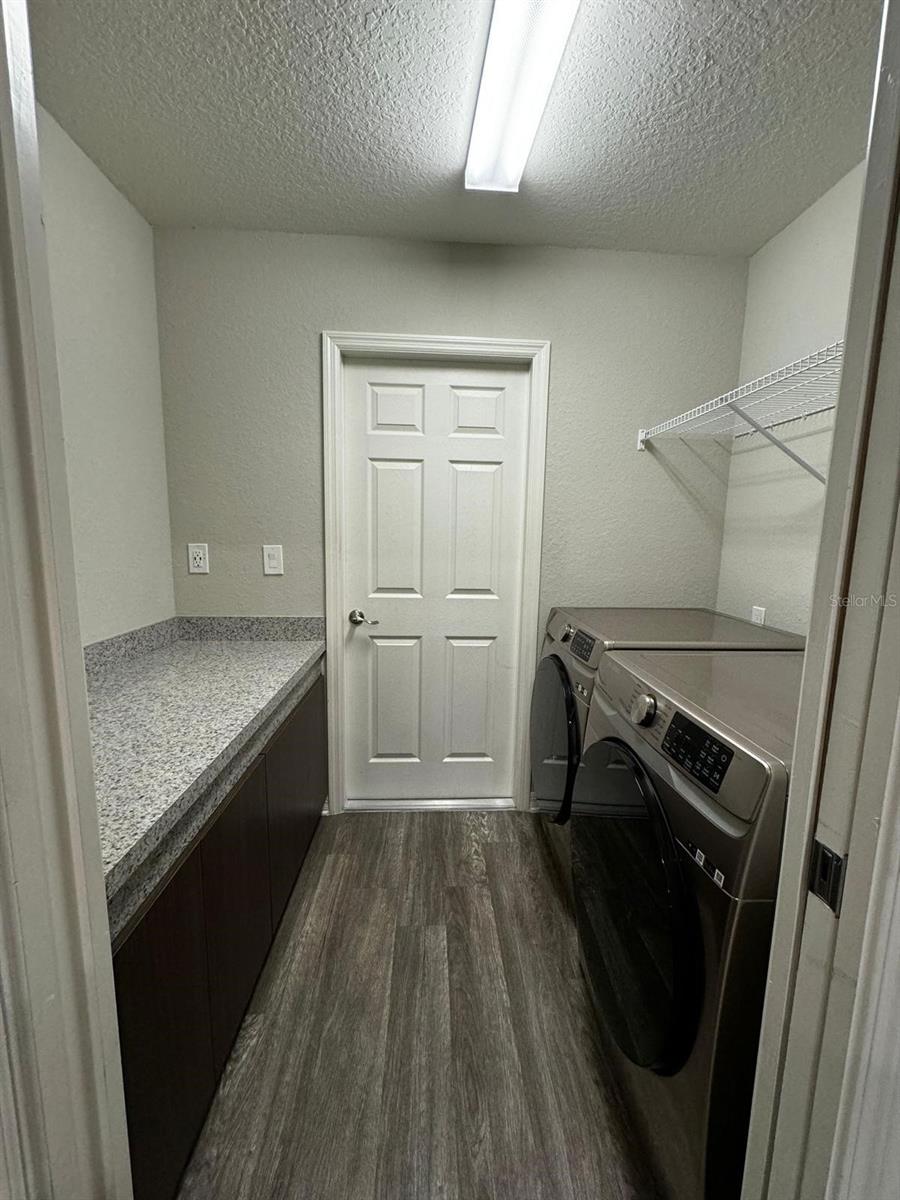 SUMMERCREST - Residential