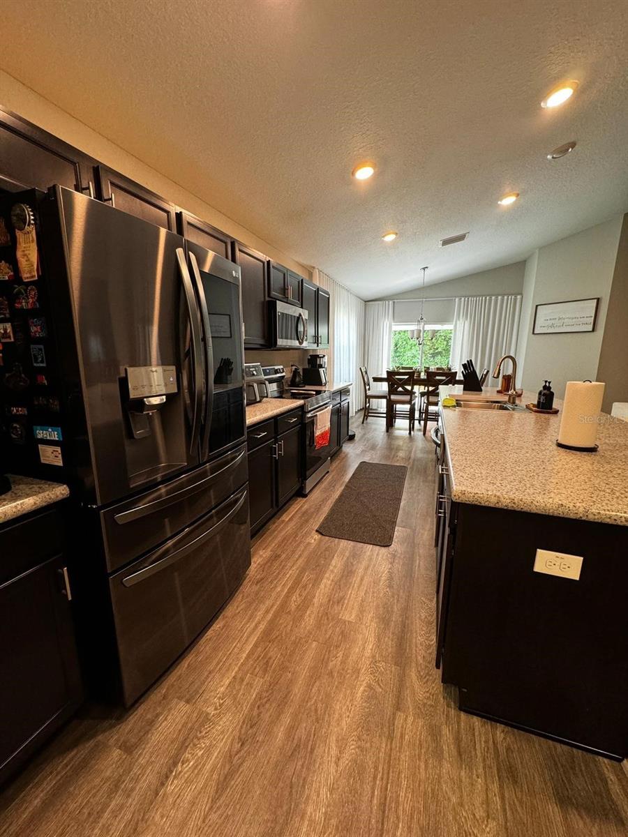 SUMMERCREST - Residential