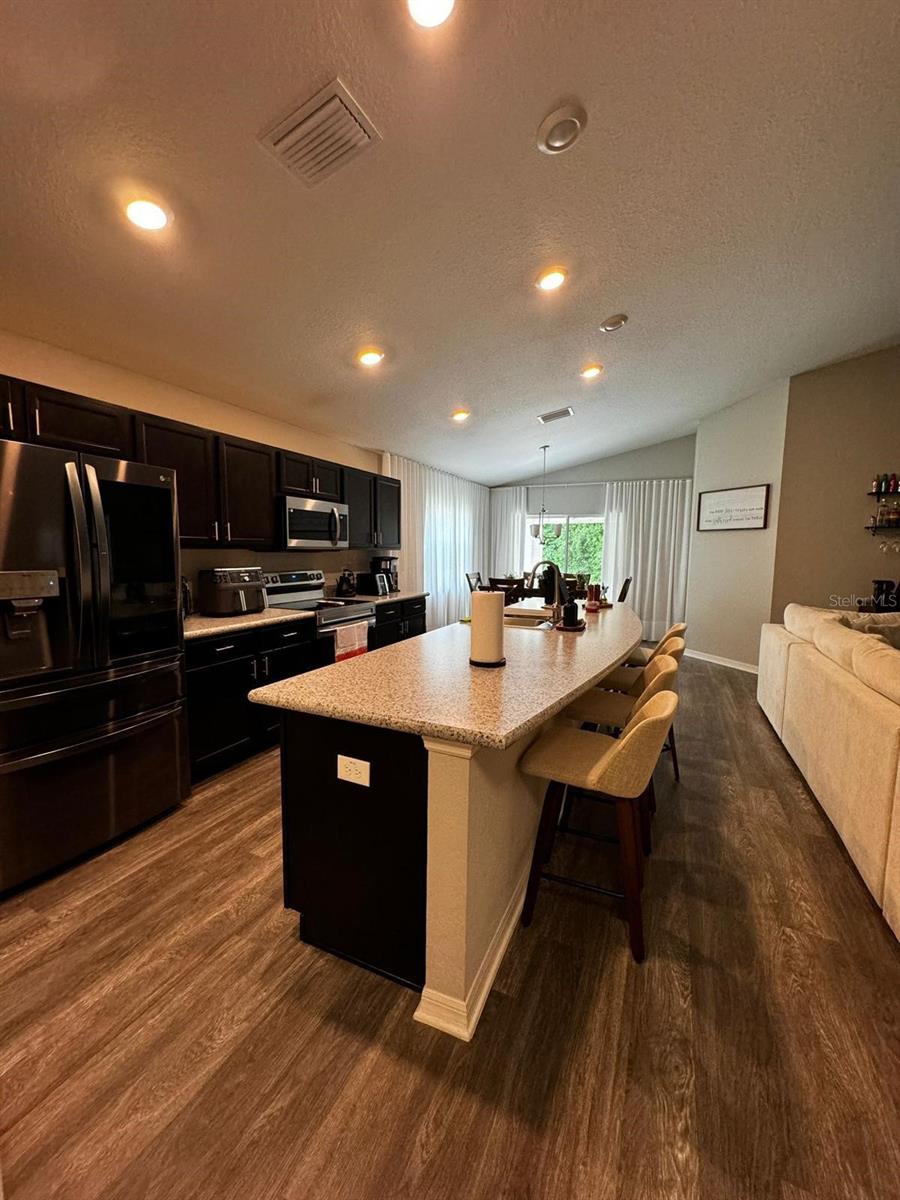 SUMMERCREST - Residential