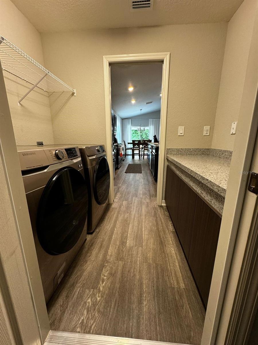 SUMMERCREST - Residential