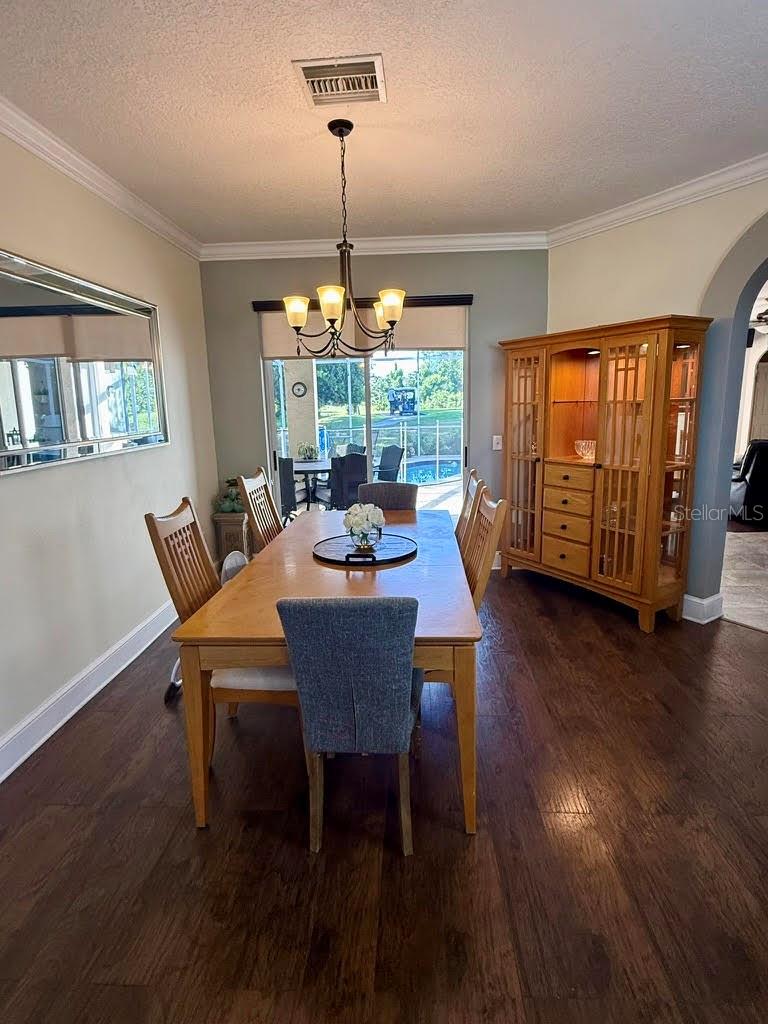 CLUBHOUSE ESTATES AT SUMMERFIE - Residential