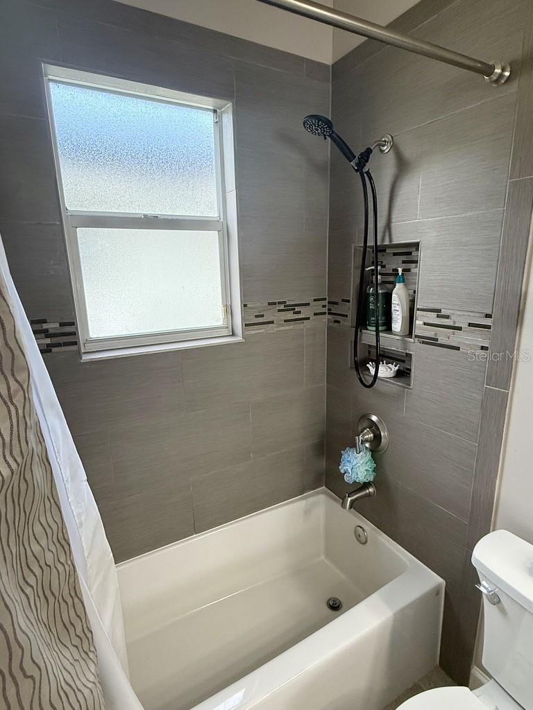 CLUBHOUSE ESTATES AT SUMMERFIE - Residential