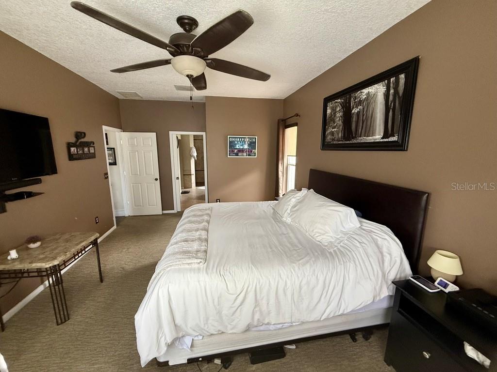 CLUBHOUSE ESTATES AT SUMMERFIE - Residential
