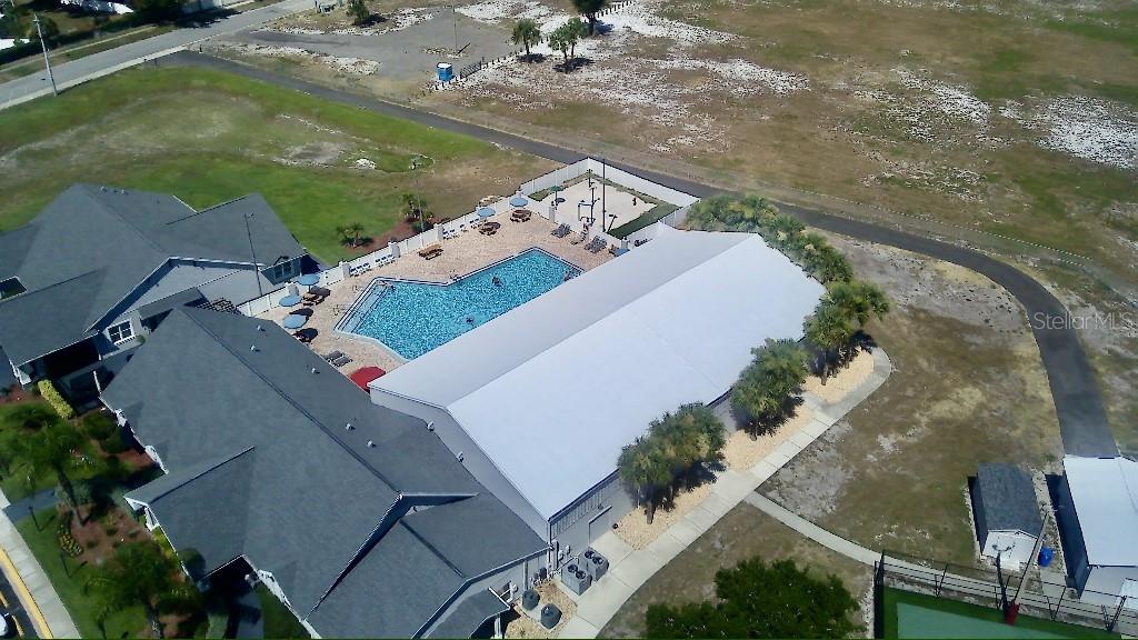 CLUBHOUSE ESTATES AT SUMMERFIE - Residential