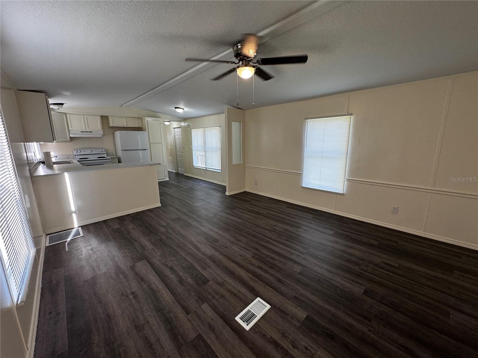 PENNEY PARK ESTATES MOBILE HOME PARK - Residential Lease